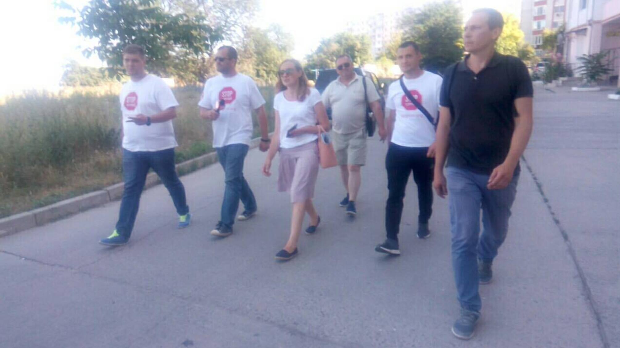 Колеги чиновниці-корупціонерки з Чорноморська тікали від журналістів 'СтопКору'