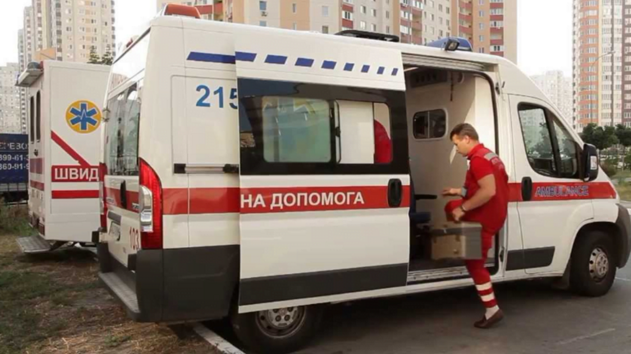 У Херсоні автомобіль 'швидкої' на смерть збив жінку