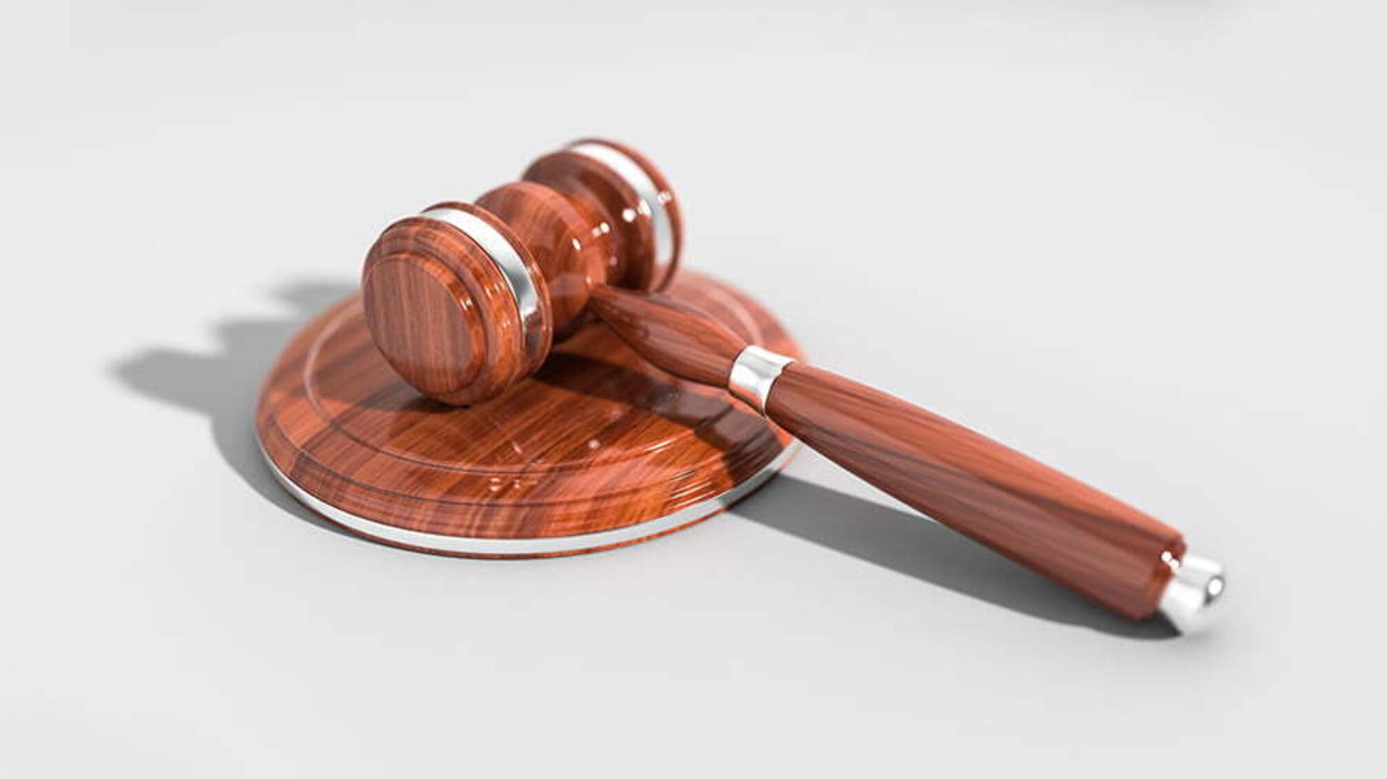 Суд зобов’язав СБУ завершити справу YouControl