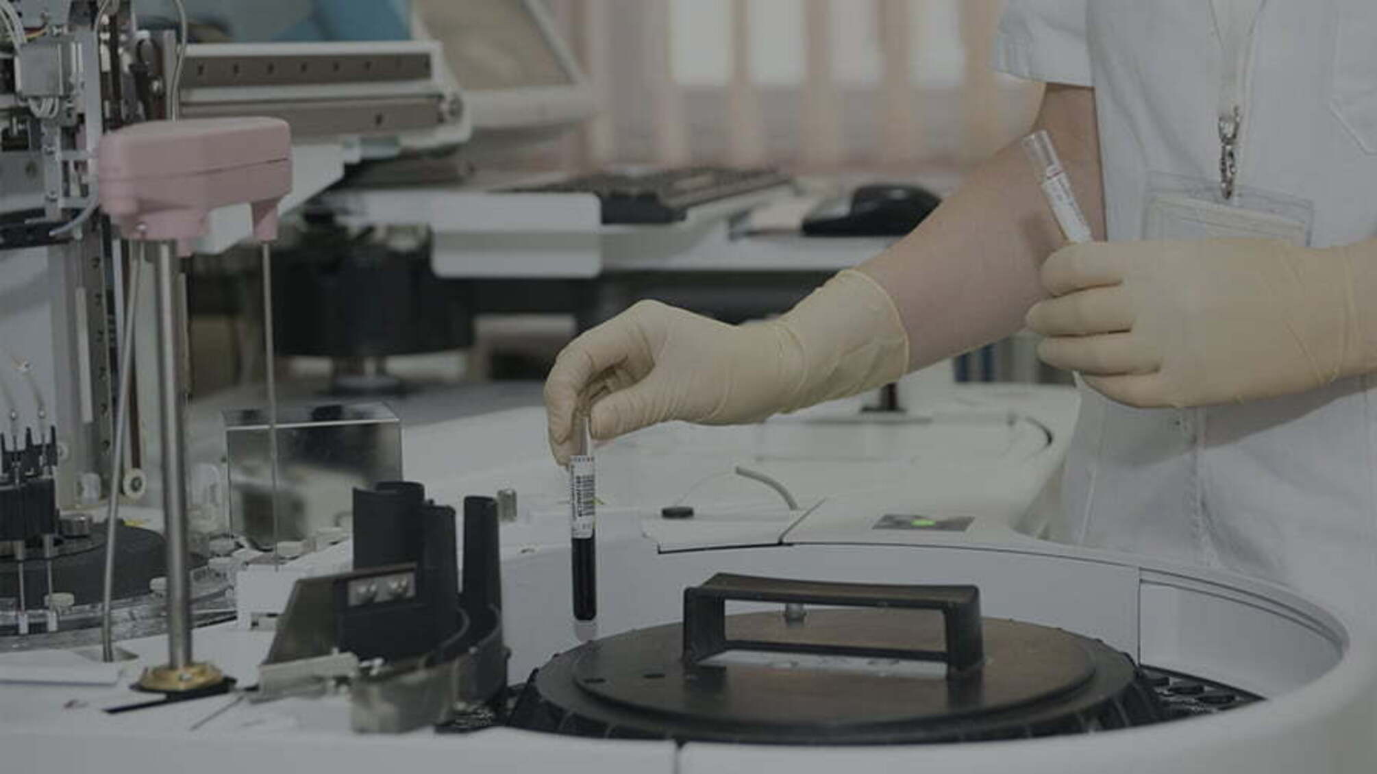 Небезпечний двійник: схема фальсифікації унікальних медичних тест-систем