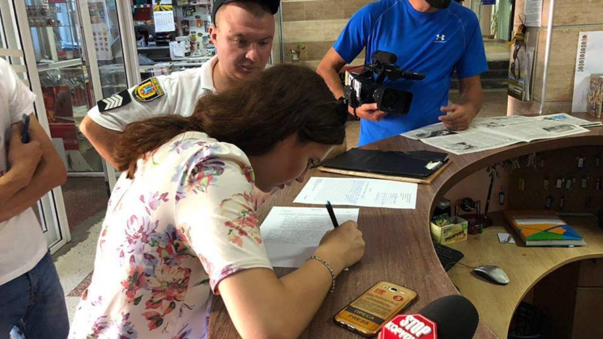 'Записуйтесь на прийом': мер Чорноморська уникає уваги преси