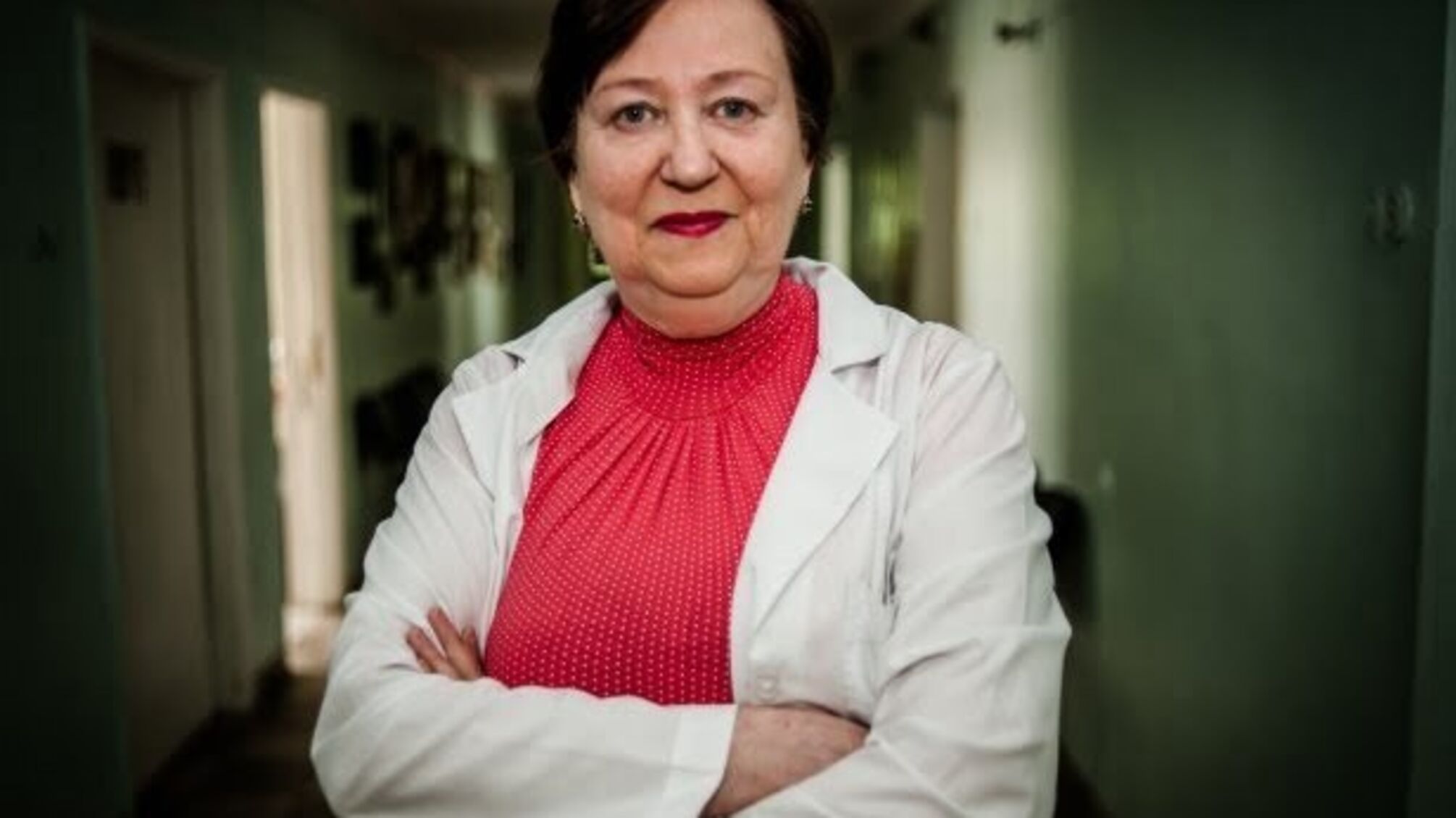 Скандальну лікарку-онколога, яка відмовилася лікувати героя АТО, підвищили на посаді