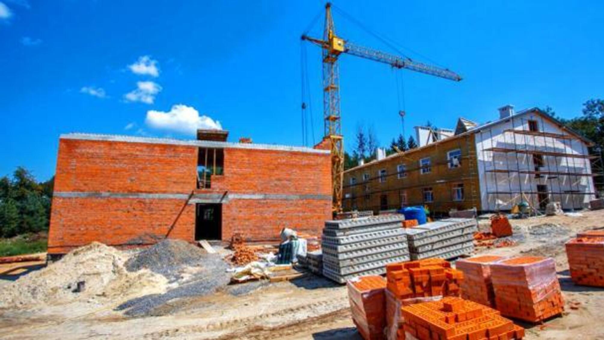 Порошенко повідомив, скільки військовослужбовців-контрактників отримає житло до кінця року