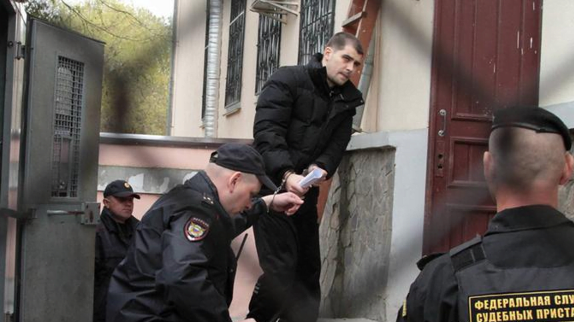Звільнений із російської в'язниці Олександр Костенко вже в Україні