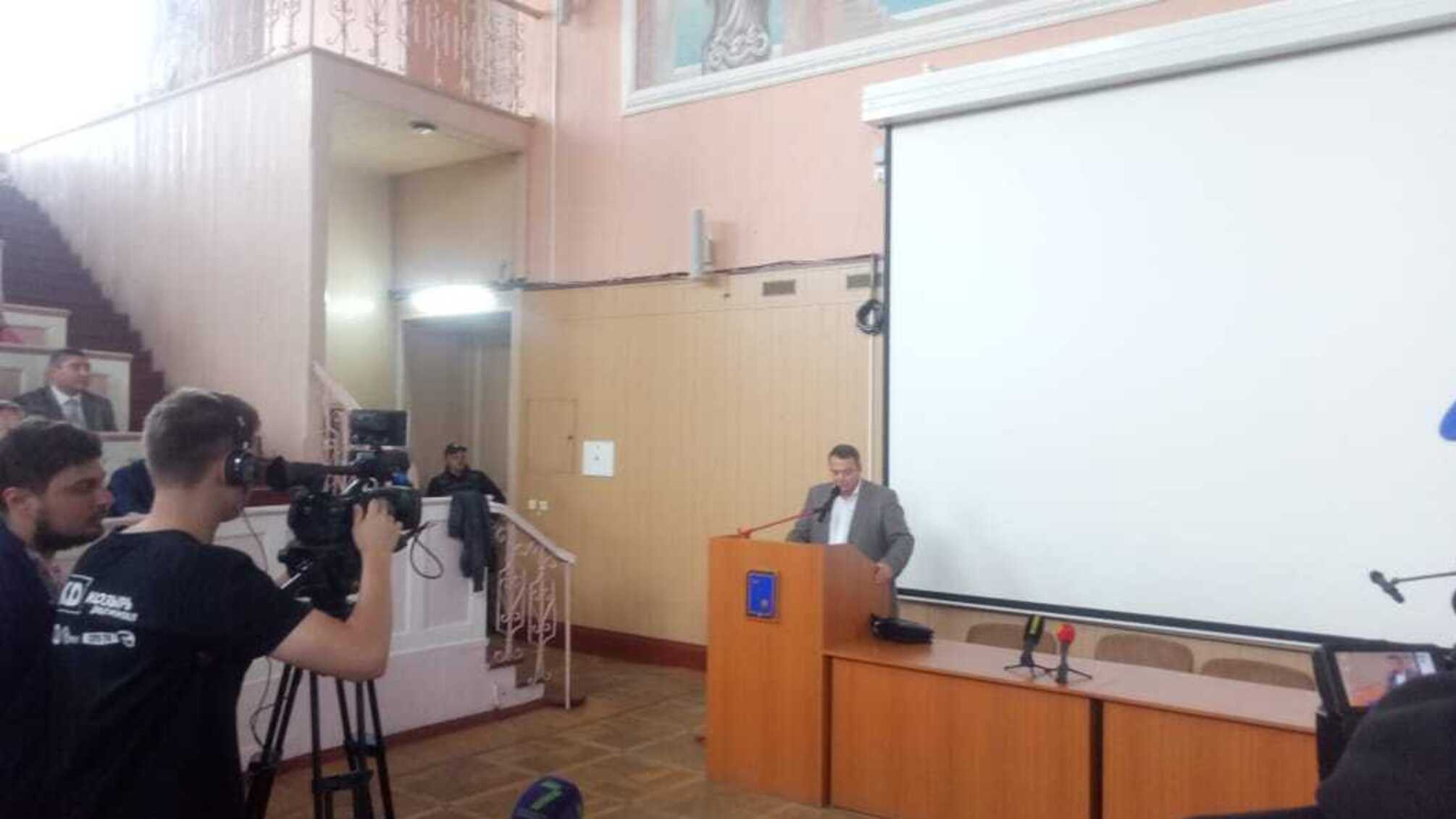 Колектив ОНМедУ звернувся до Гройсмана: просять захистити ВНЗ та... Супрун