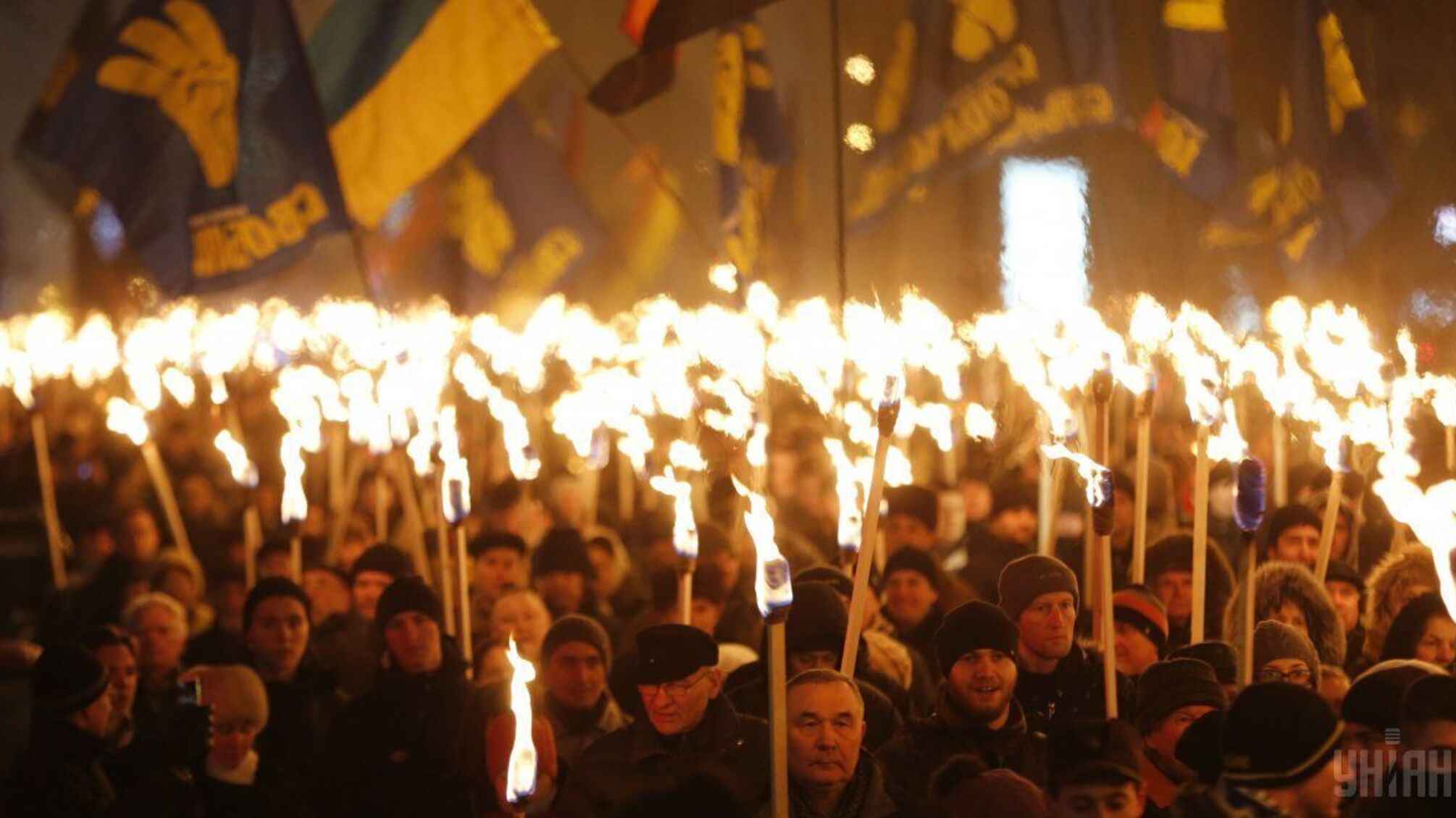 День народження Бандери: тисячі українців вийшли на смолоскипну ходу в Києві – кадри