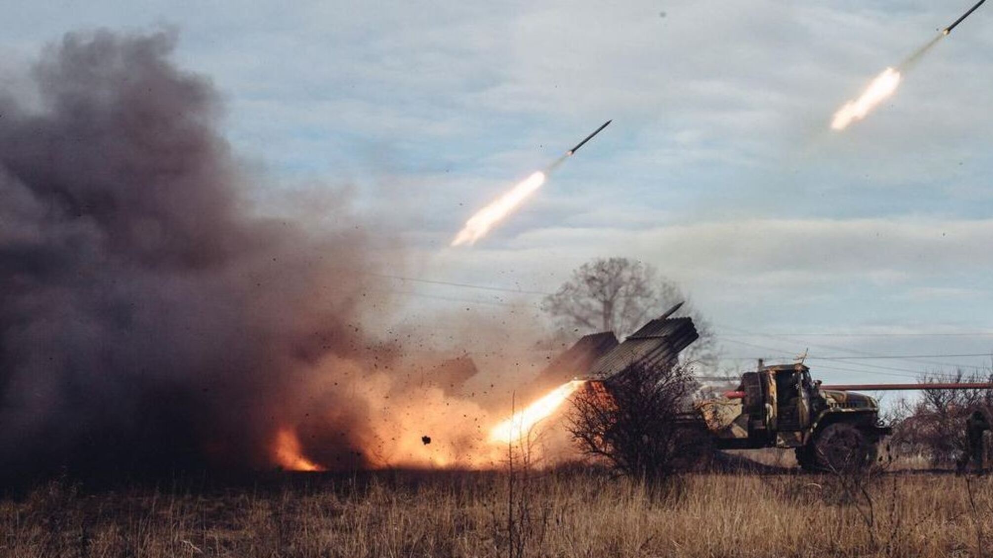 Російські найманці обстріляли 10 населених пунктів на Донбасі