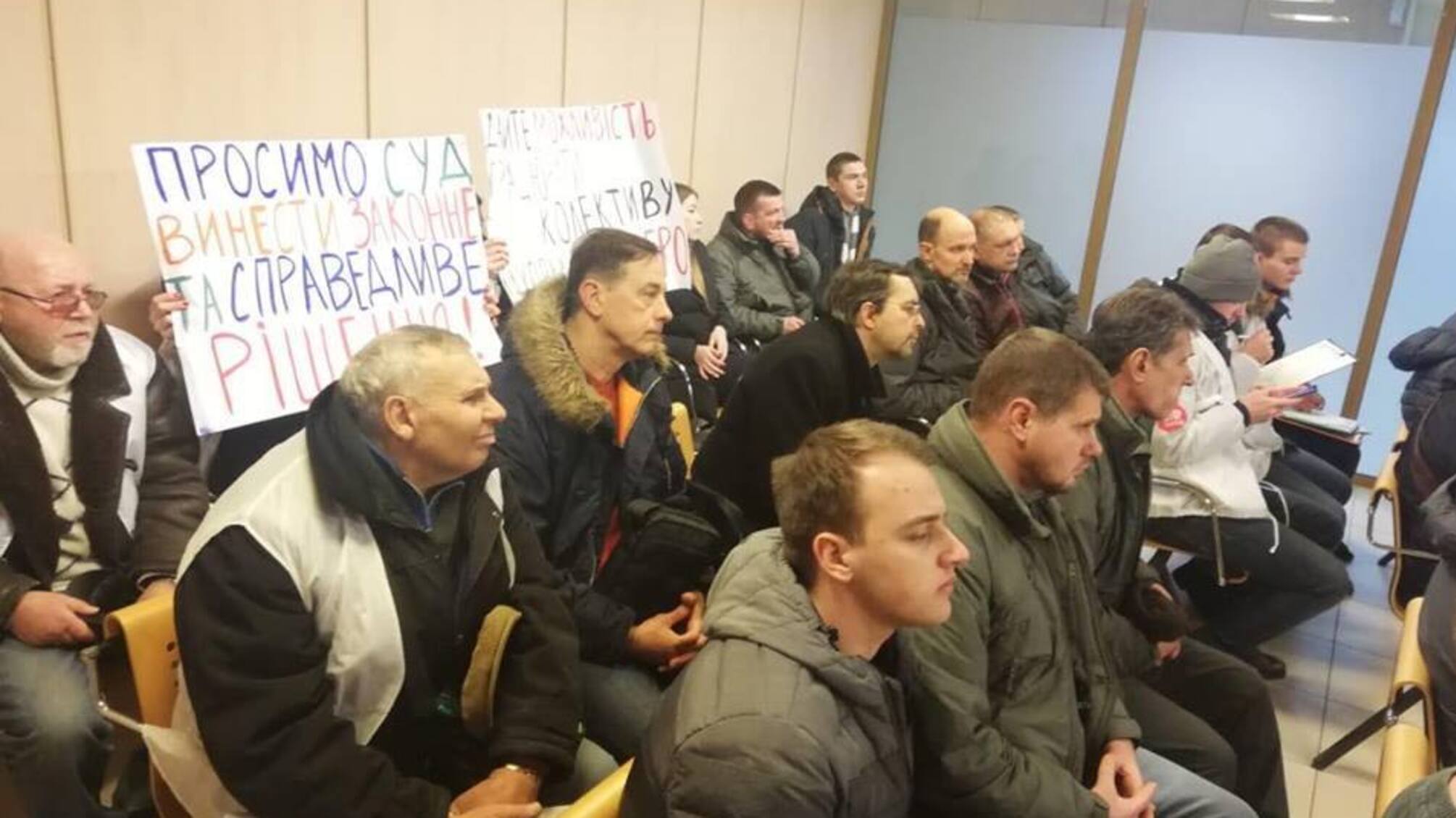 Зупинити втручання в роботу 'Каховка Протеїн Агро': в Одесі пікетували суд через блокування підприємства