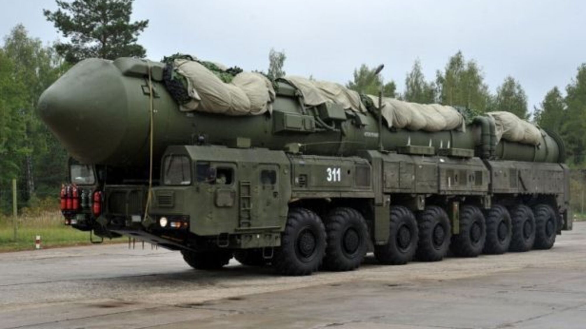 Росія розгортає в Криму ядерну зброю, щоб просувати свої національні інтереси – екс-командувач ВМС