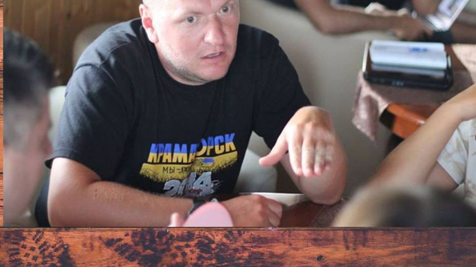 «Фініта ля комедія!»: після розслідування «СтопКору» у Святогірську місцевий «цар» звільнився і пообіцяв більше не красти