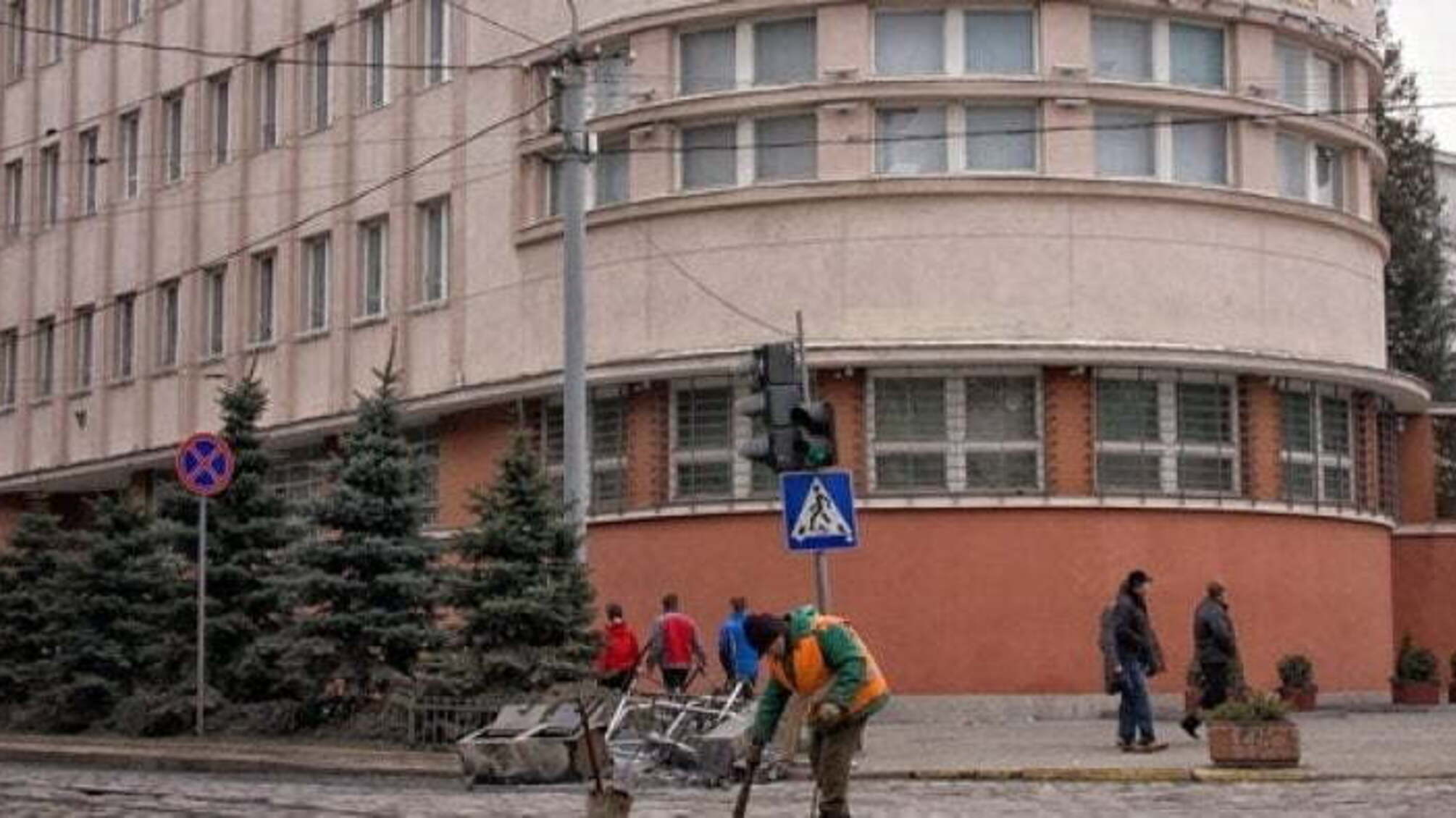У різдвяну ніч у Львові 'замінували' будівлю СБУ