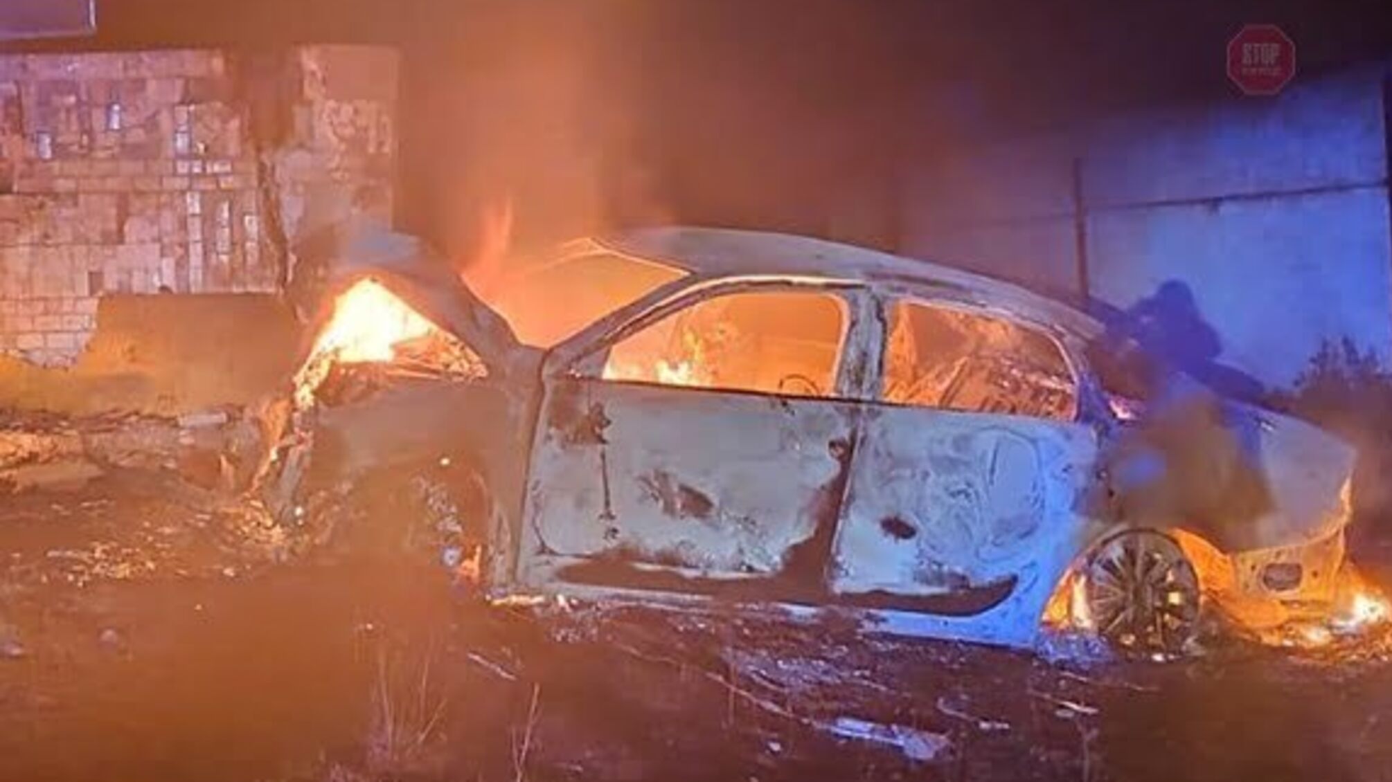 Врізався, а потім вибухнув: на Одещині сталася жахлива ДТП (фото)