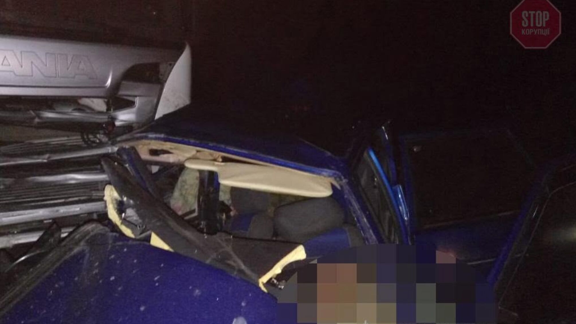 Зіткнення вантажівки та легковика: на Волині загинуло троє людей (фото)