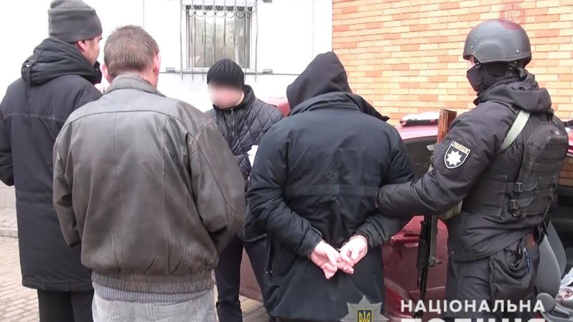 Переховувався за кордоном: у Польщі затримали співорганізатора одного з найбільших наркоугруповань Кривого Рогу (фото)