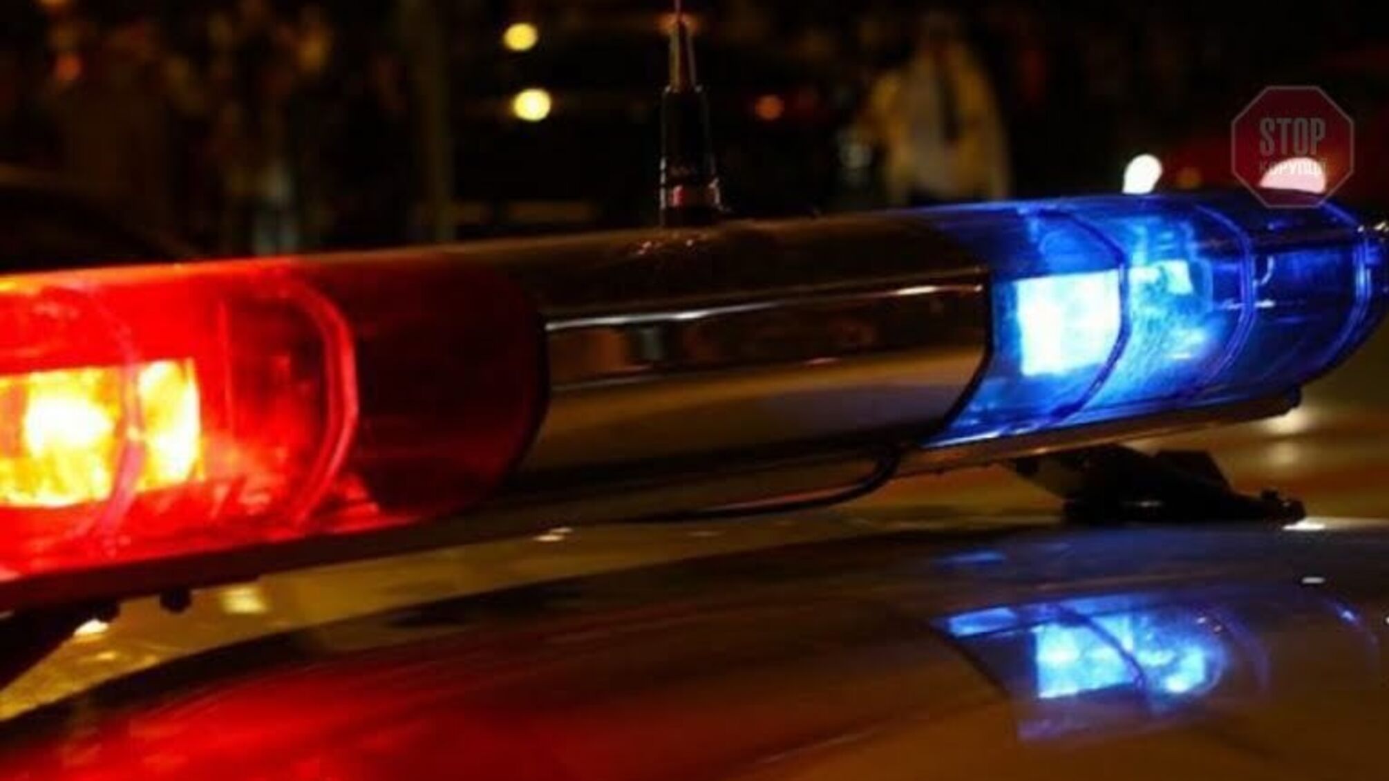 Повісився просто на білборді: шокуюче самогубство в Івано-Франківську