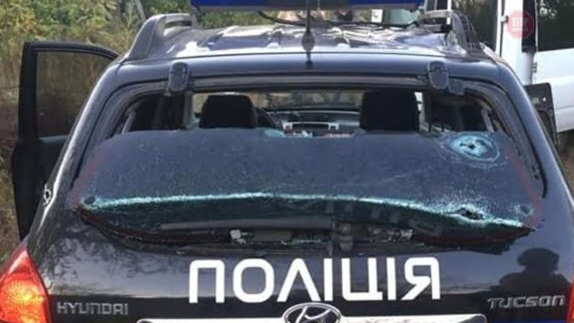 Стріляв із двох пістолетів у правоохоронців: на Київщині ліквідували злочинця (фото)