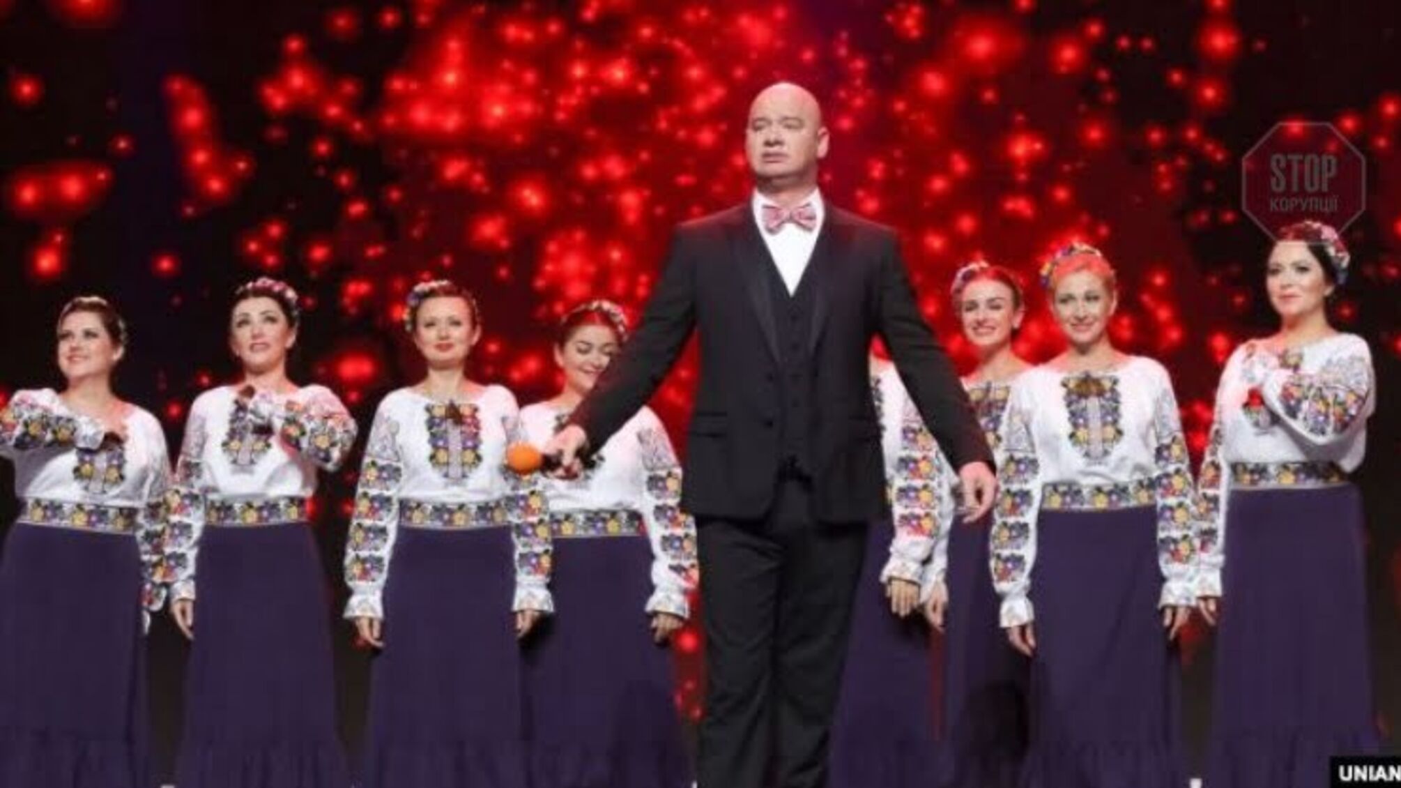 Хор імені Верьовки не зазнає покарання за горе-виступ, – Бородянський