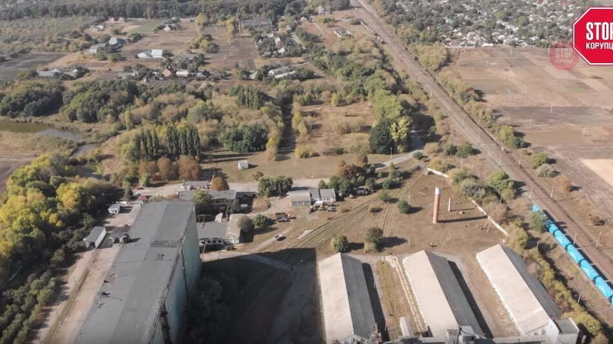 Згорів сарай, гори і хата: на Полтавщині ледь не спалили елеватор, щоб приховати багатомільйонну розтрату