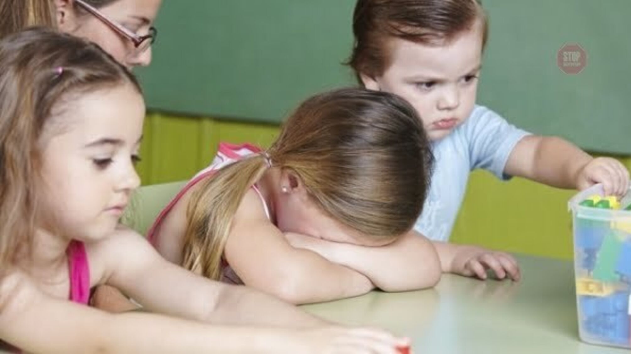 Радикальне 'виховання': працівниці дитсадка загрожує покарання за мордування дітей