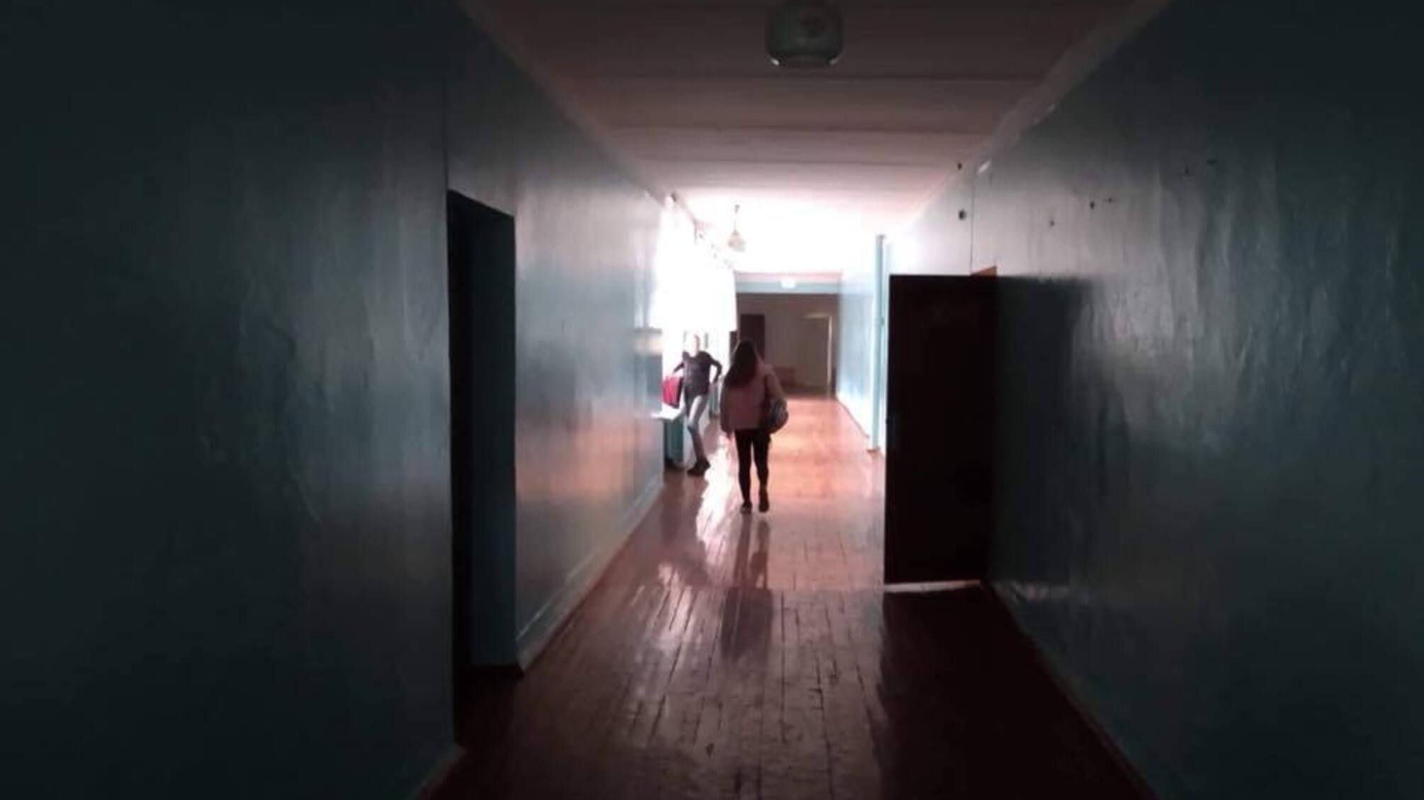 Сльозогінний газ для школярів: як київський підліток зривав учбовий процес