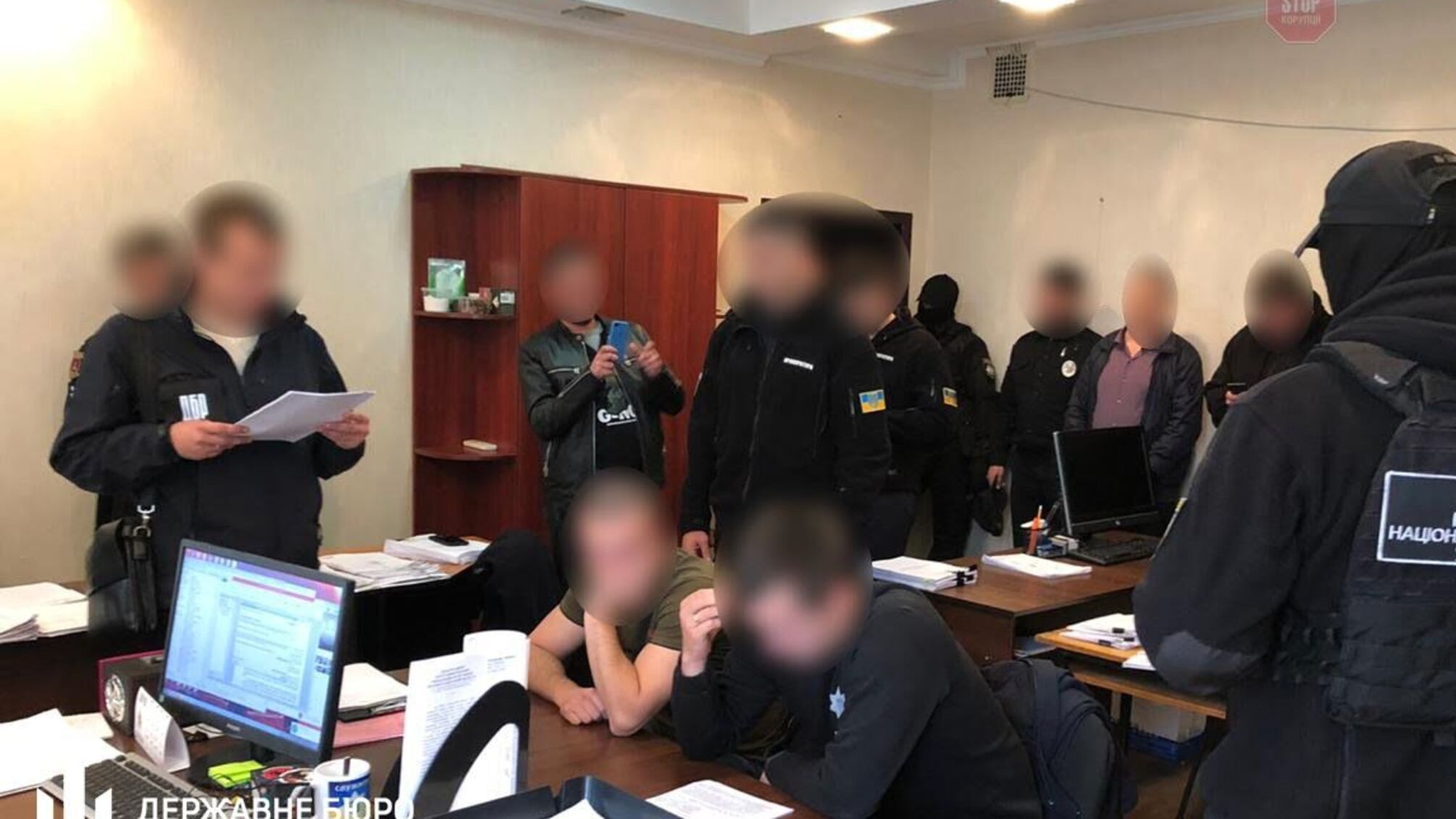 Принижували та били кийком затриманих: ДБР повідомило одеським правоохоронцям про підозру (відео 18+)