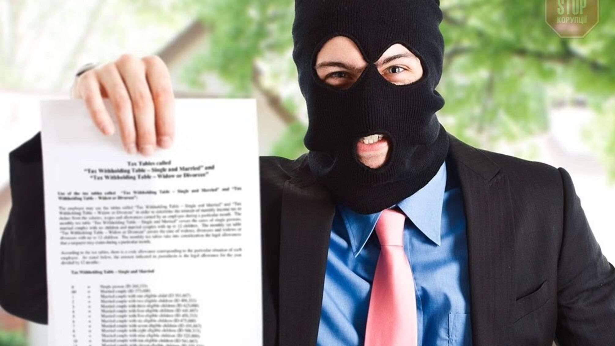 Правоохоронці затримали банду фейкових колекторів у Києві (відео)