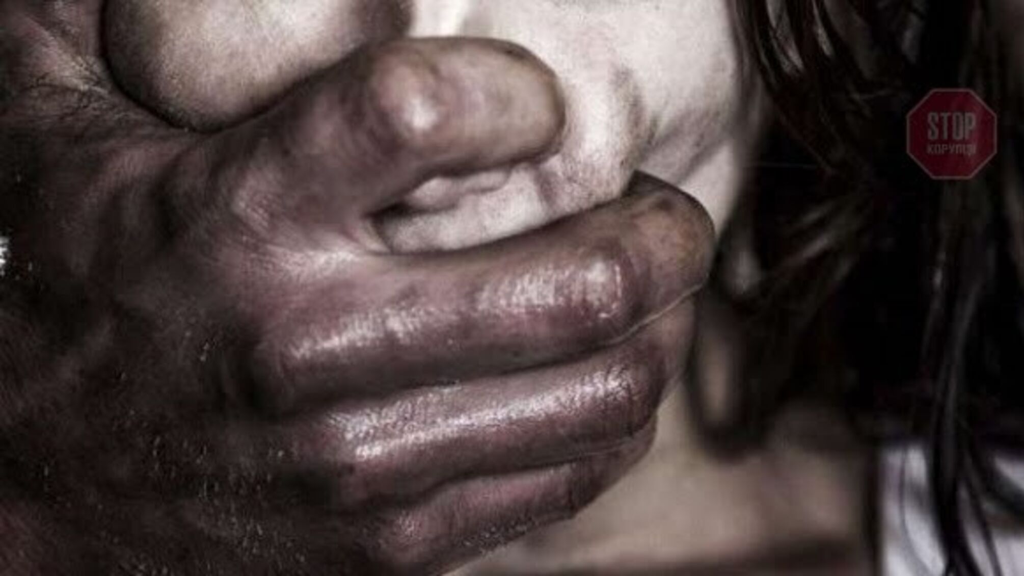 В Одесі четверо підозрюваних у зґвалтуванні двох неповнолітніх дівчаток залишаться в СІЗО