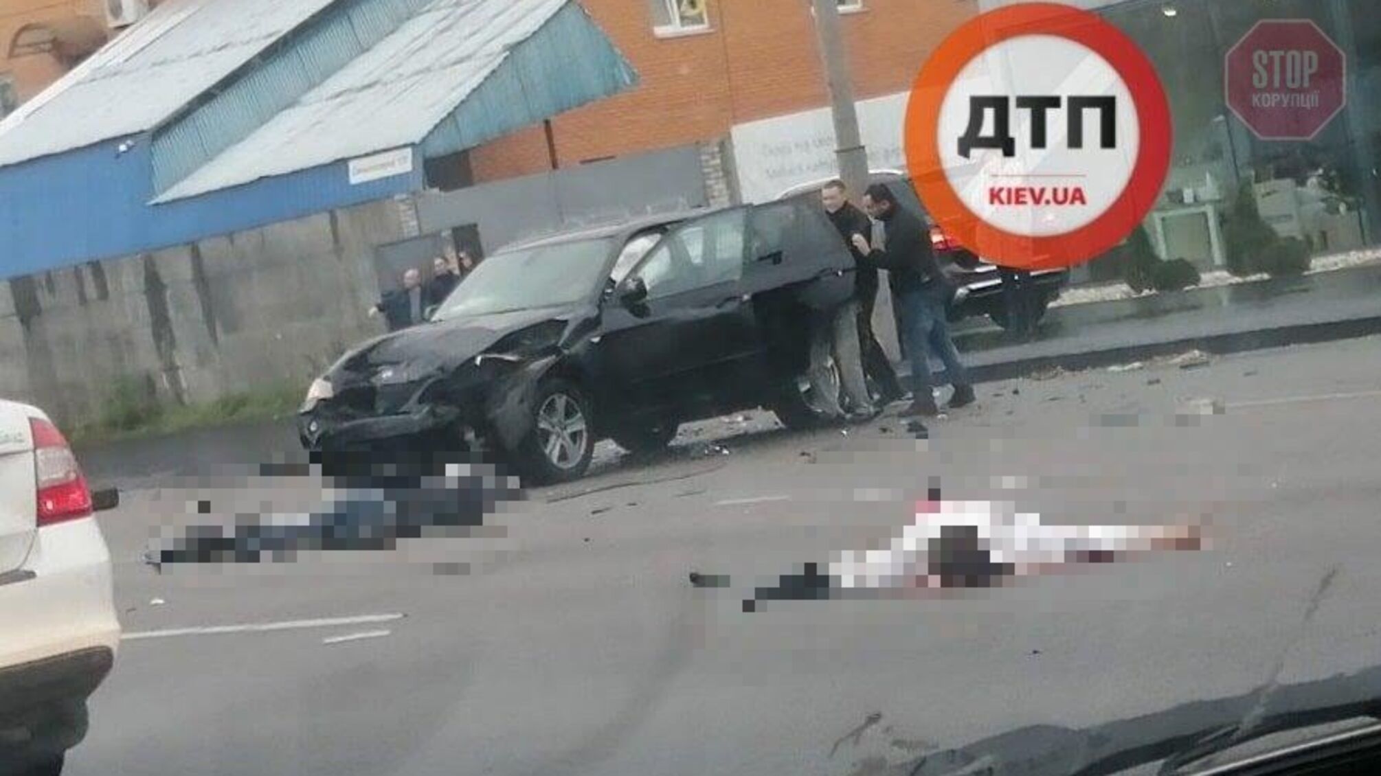 На столичній Окружній сталась смертельна аварія з  Audi (відео)