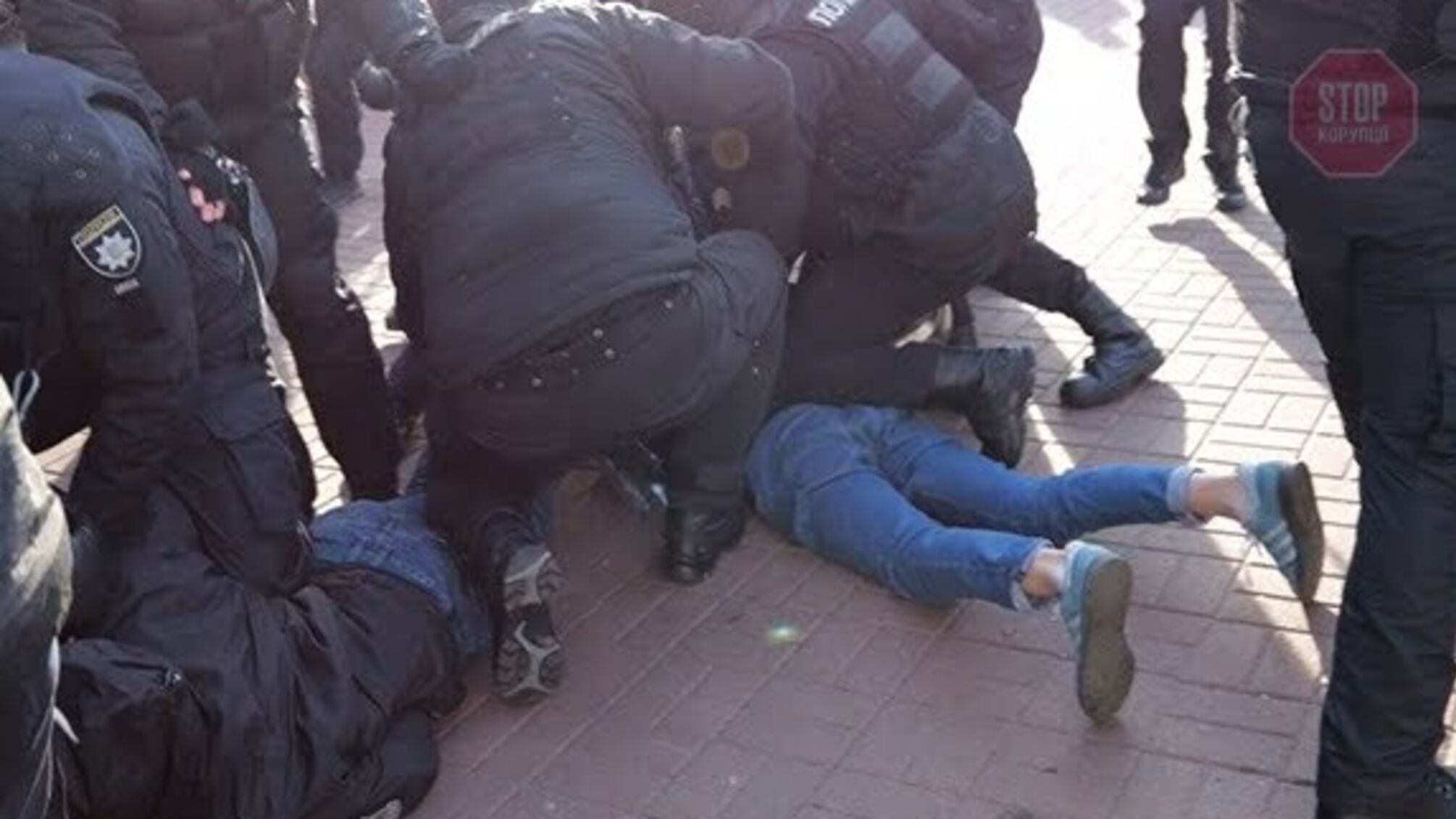 Транс-Марш: у Києві сталися сутички з поліцією (фото)
