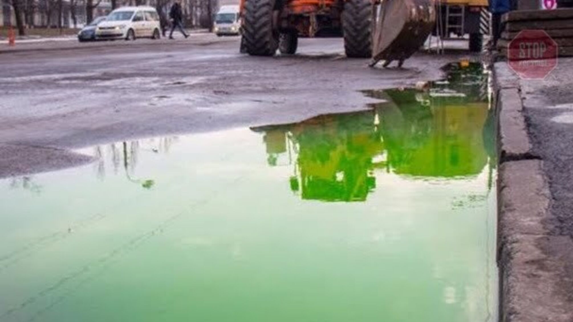 В центрі Києва вкотре стався прорив теплотраси