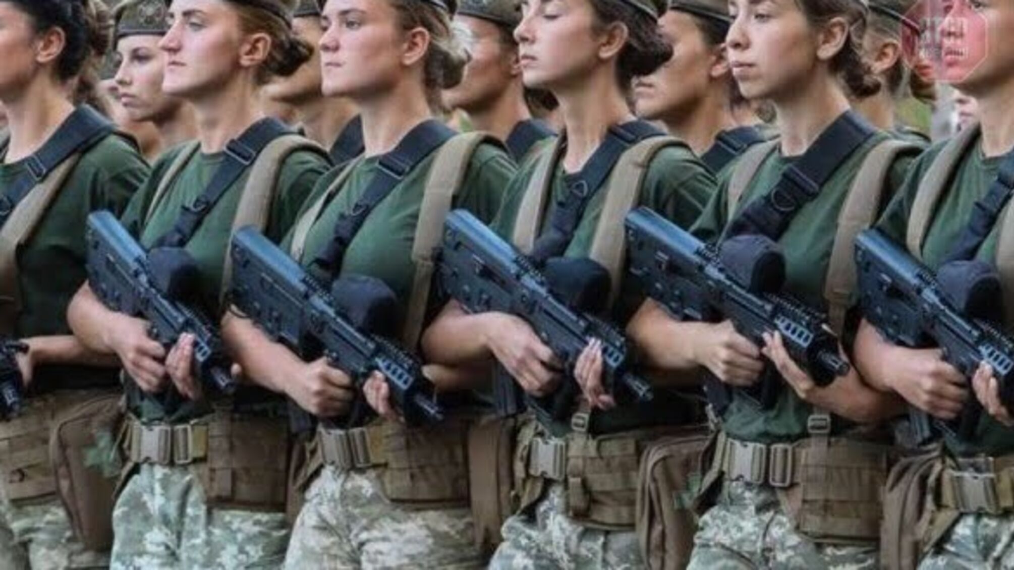 Сильна та незалежна: скільки жінок служить у армії Міноборони?