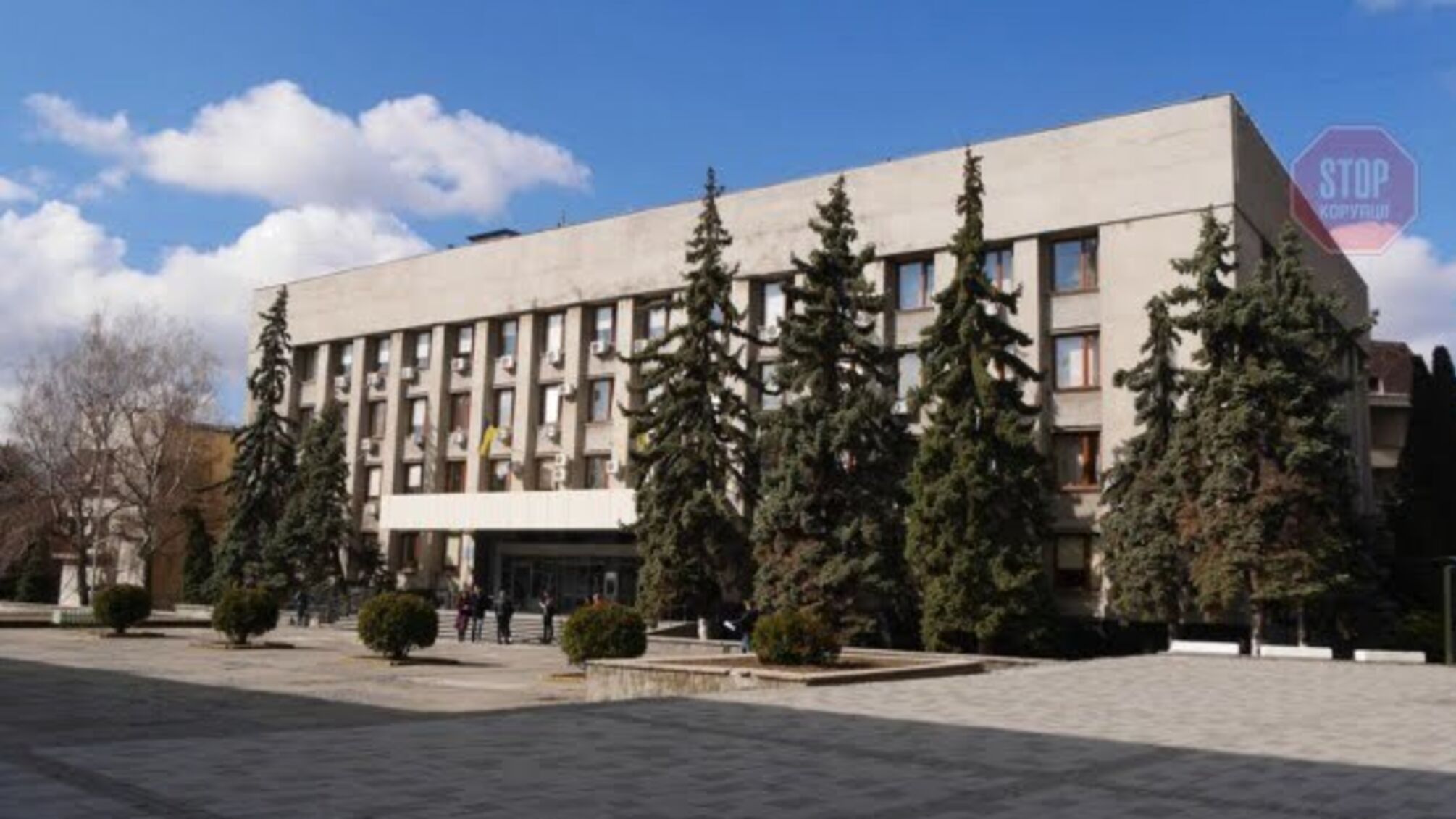 Обшуки в Ужгородській мерії: слідство ведуть ДБР та СБУ