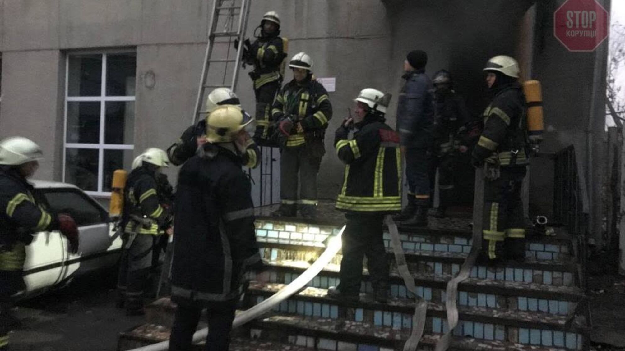 В одеському училищі сталася пожежа (фото)