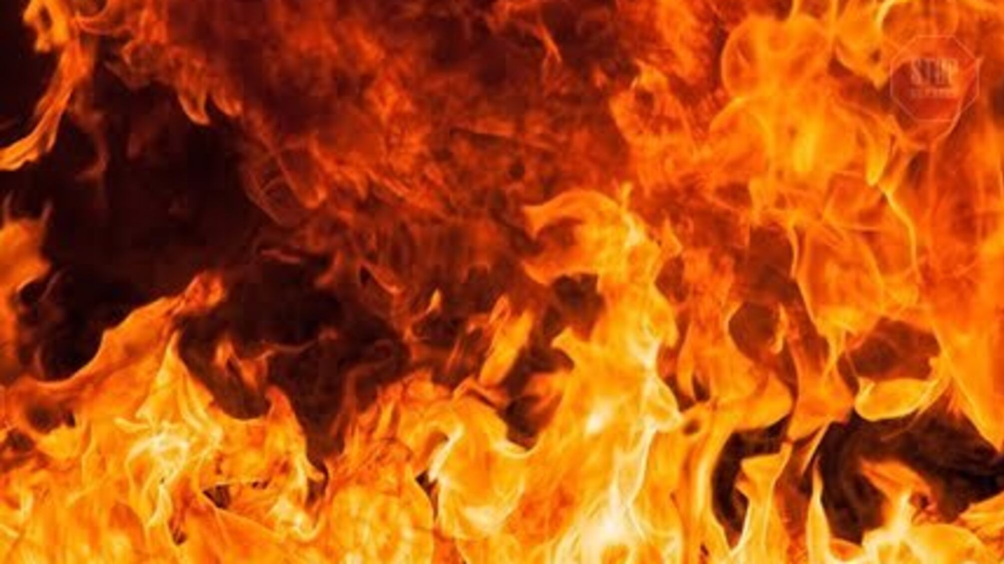 Через пожежу у геріатричному пансіонаті Дніпра є евакуйовані та постраждалий (фото, відео)