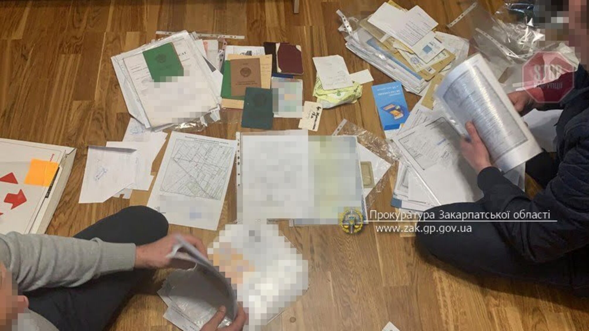 На Закарпатті викрили чоловіка, який підробляв паспорти громадян Румунії