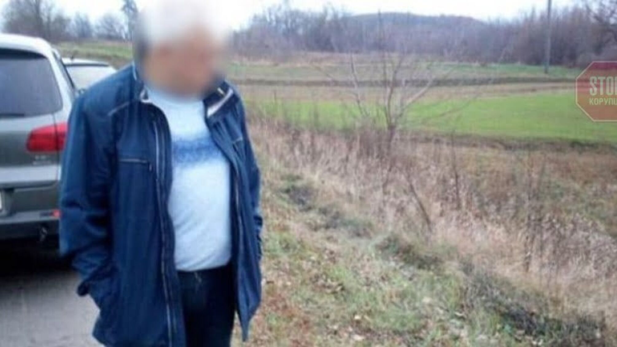 Садист у погонах: у Хмельницькому чиновник жорстоко познущався над собакою (відео)