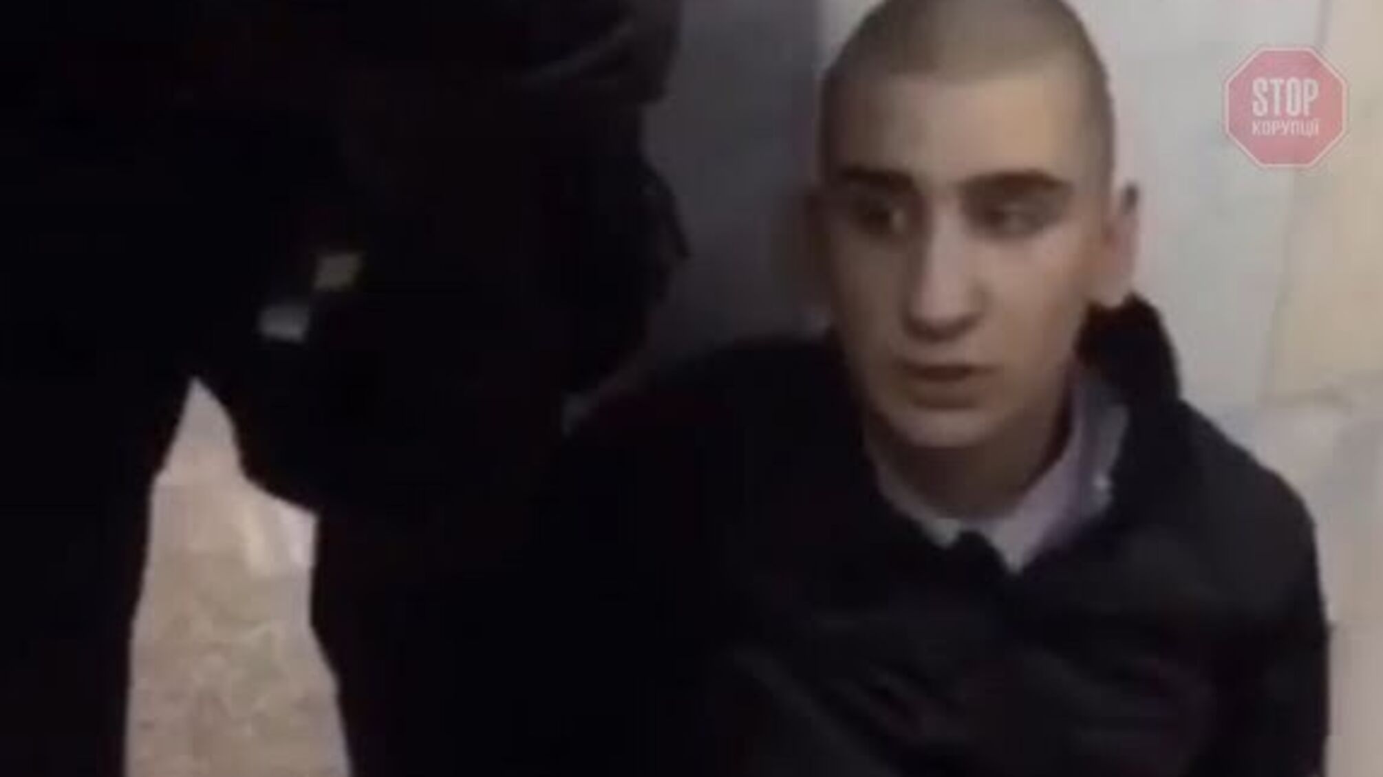 Відео зі стріляниною в Харківському метрополітені опублікували в Мережі: присутні лайливі висловлювання