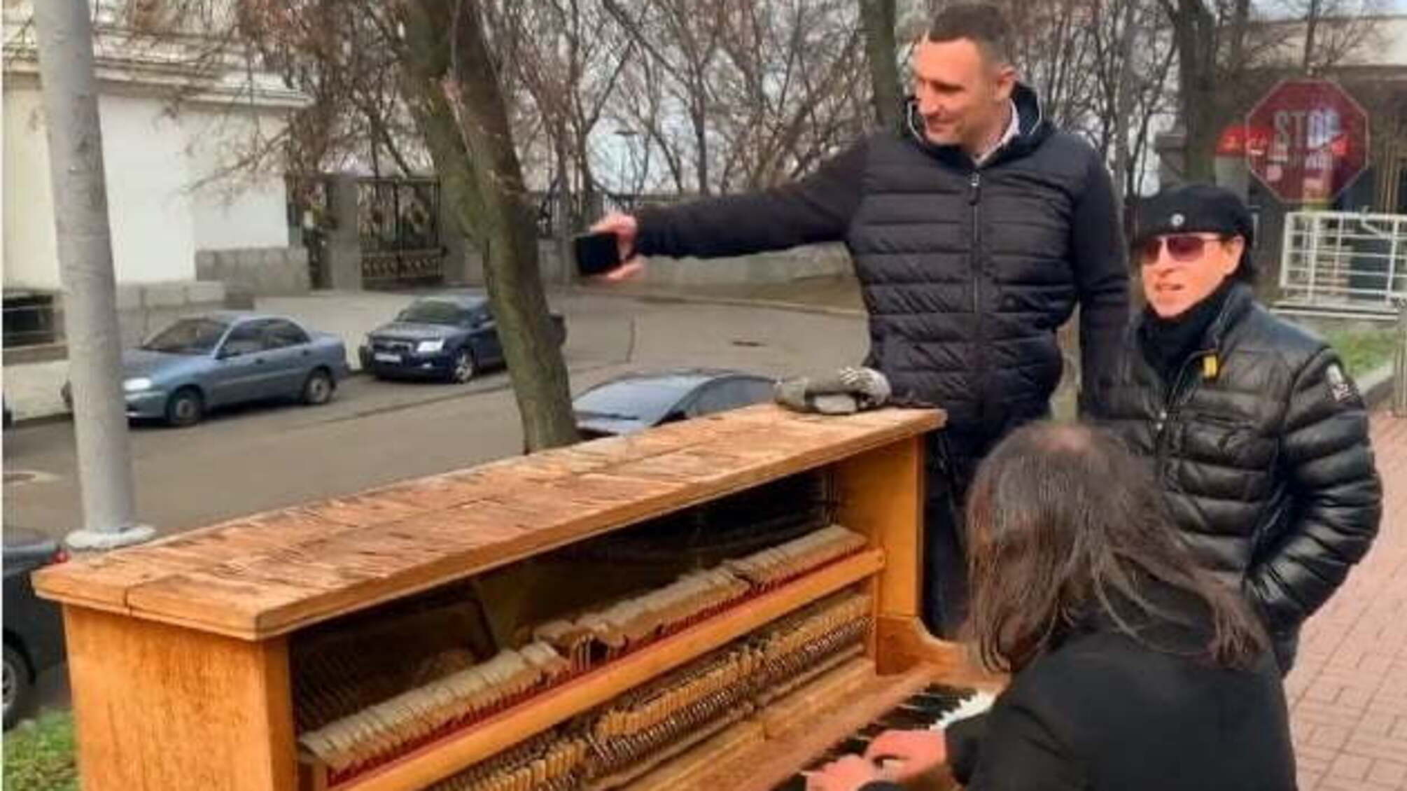 Клаус Майне перевірив на міцність 'міст Кличка'