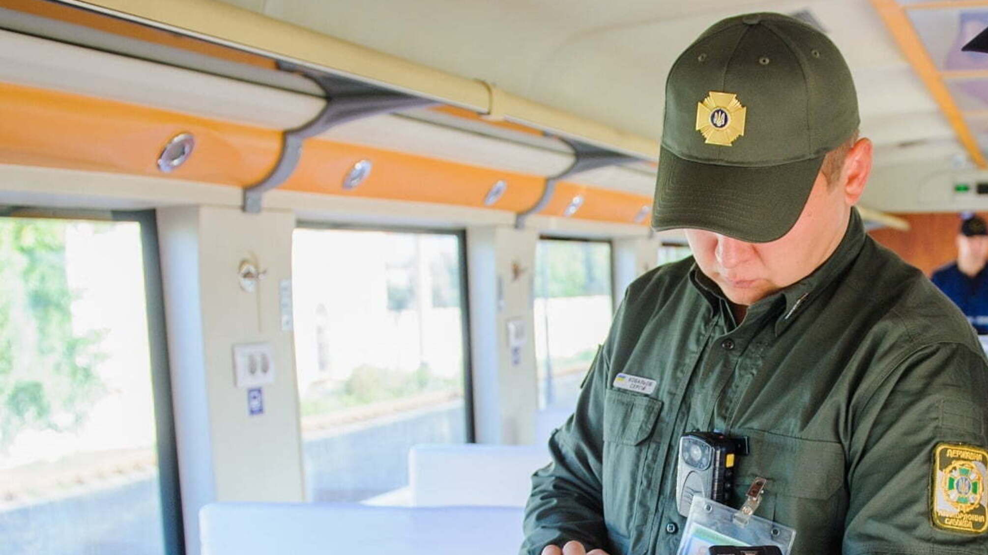 На Закарпатті прикордонники затримали пакистанця, який видавав себе за громадянина іншої країни