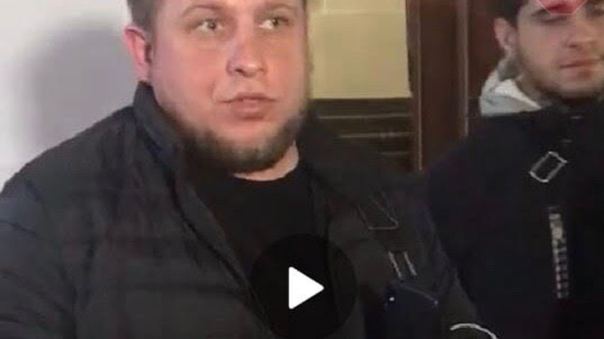 Тітушки ексмера Херсона Сальдо влаштували цирк в ОДА (відео)
