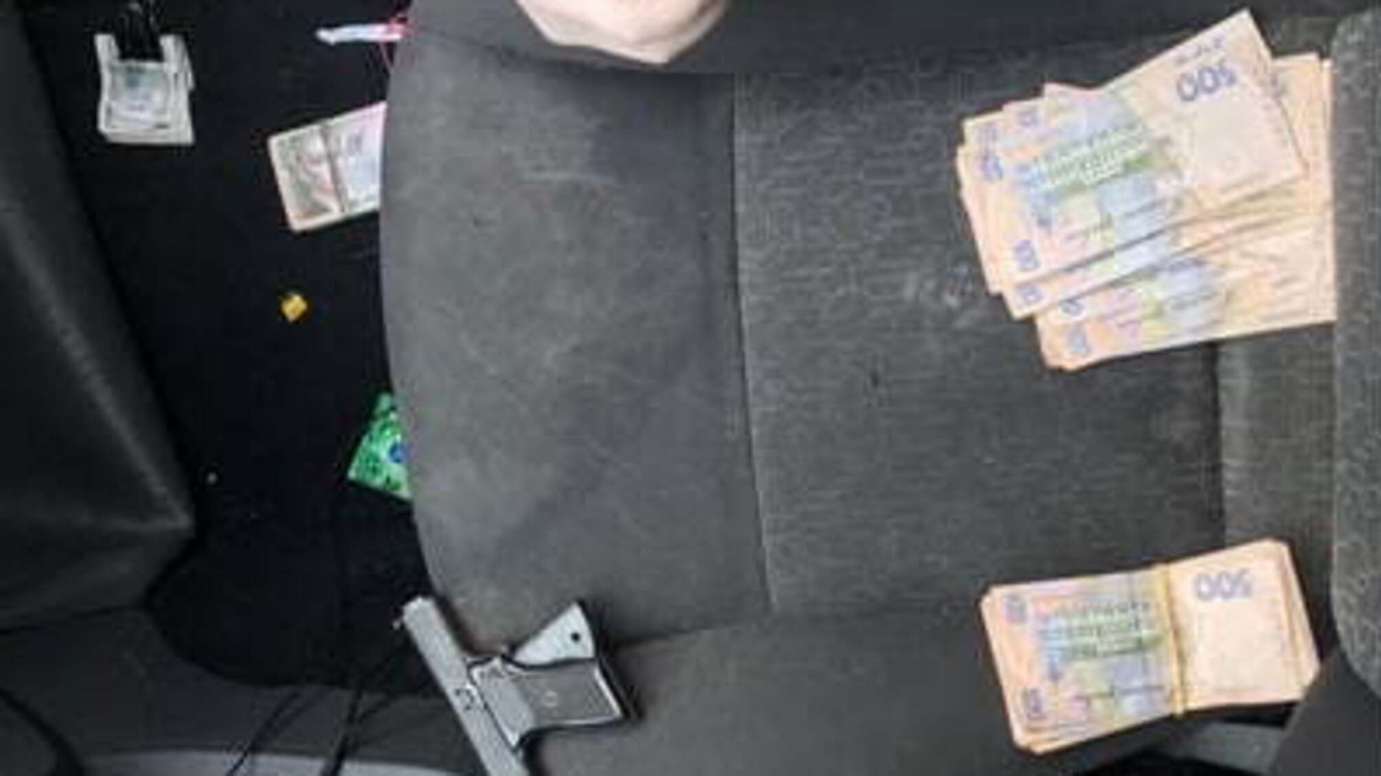 Двох правоохоронців з Мелітополя судитимуть за вимагання 10 тисяч доларів від підприємиці