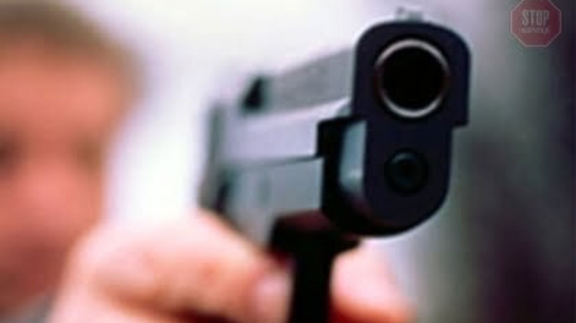 Куля замість грошей: у Миколаєві жінка прострелила ногу колектору