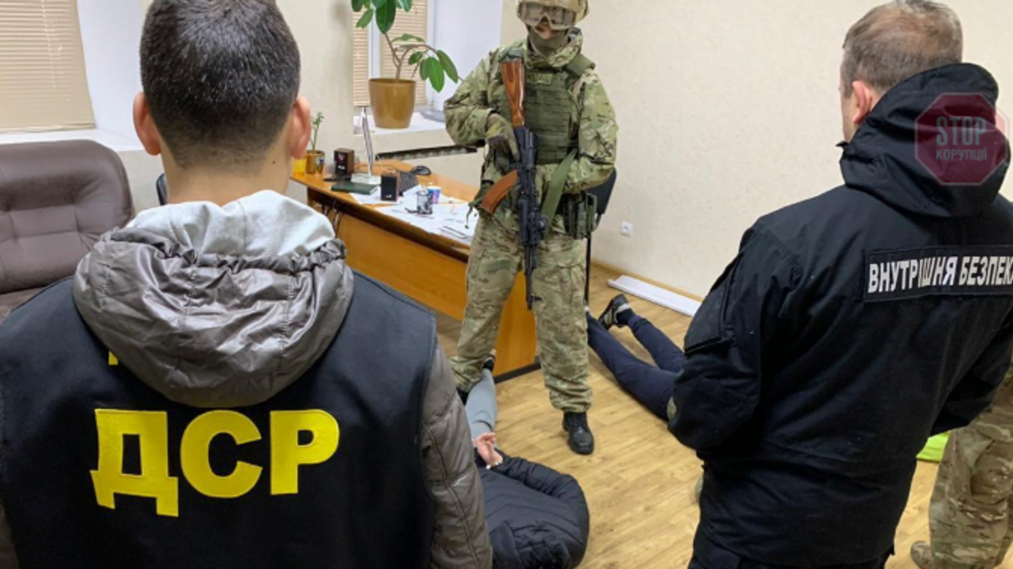 В Запорізькій області затримали банду за серію тяжких злочинів (фото)