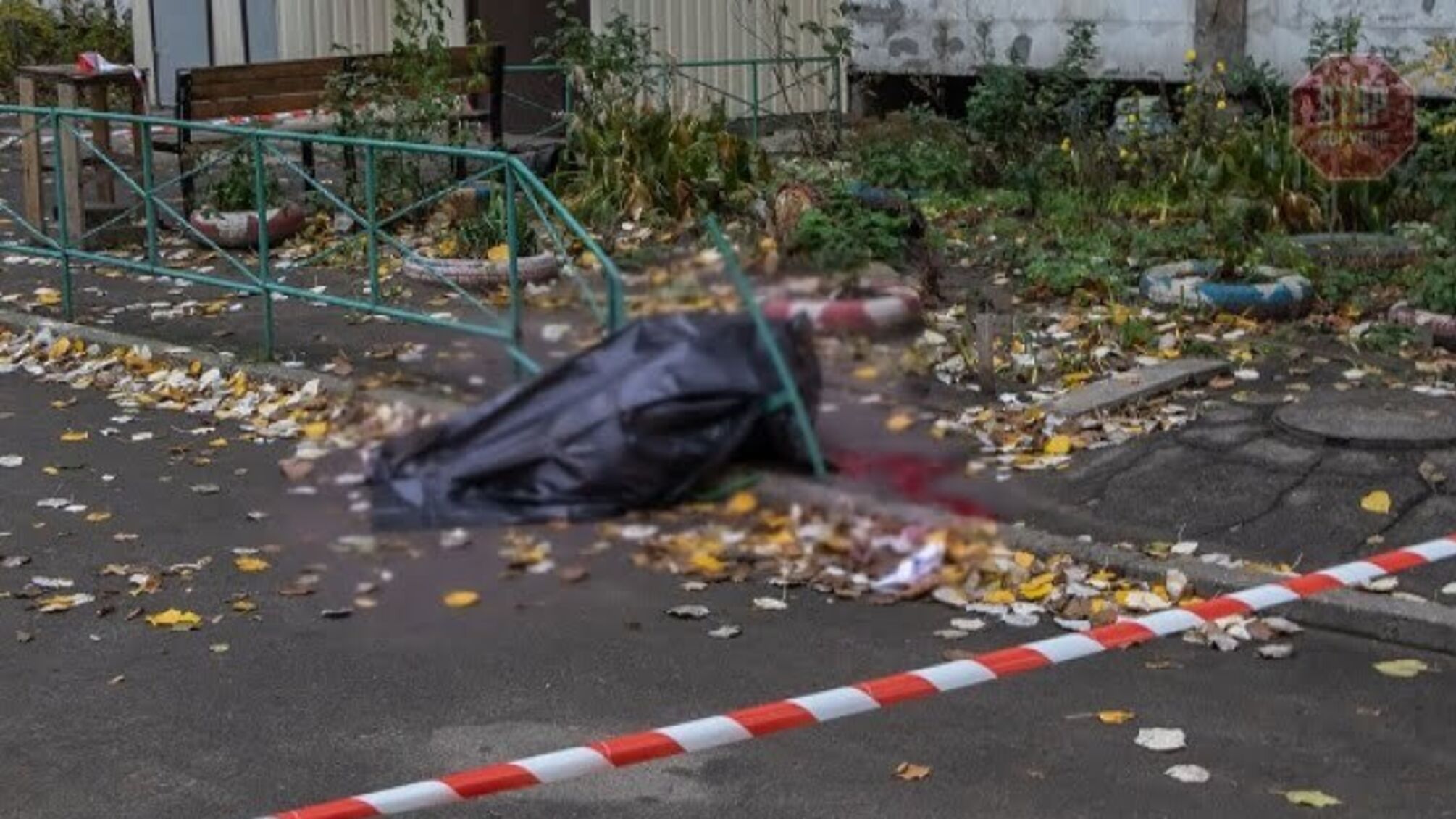 Посварилась з чоловіком і викинулась з вікна: трагедія у Дніпрі (фото)