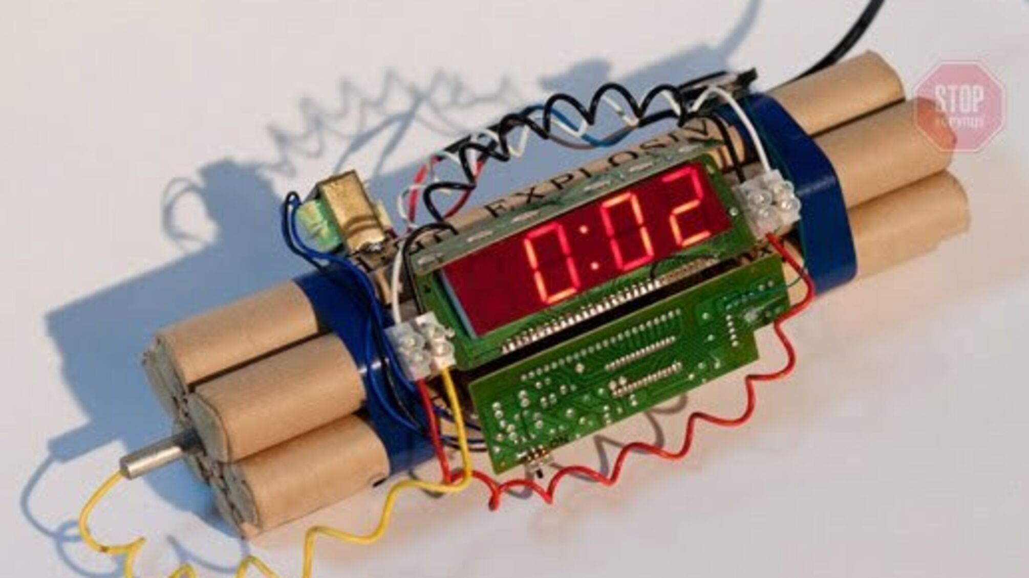 Чергові замінування в Харкові: поліція оглядає місця подій