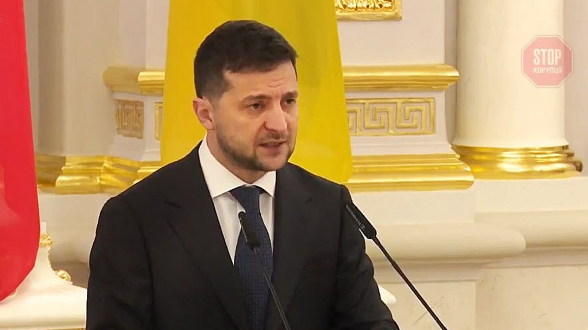 Психічний розлад чи забобон: Зеленський не буде голитися, поки не повернуться українські кораблі (фото)
