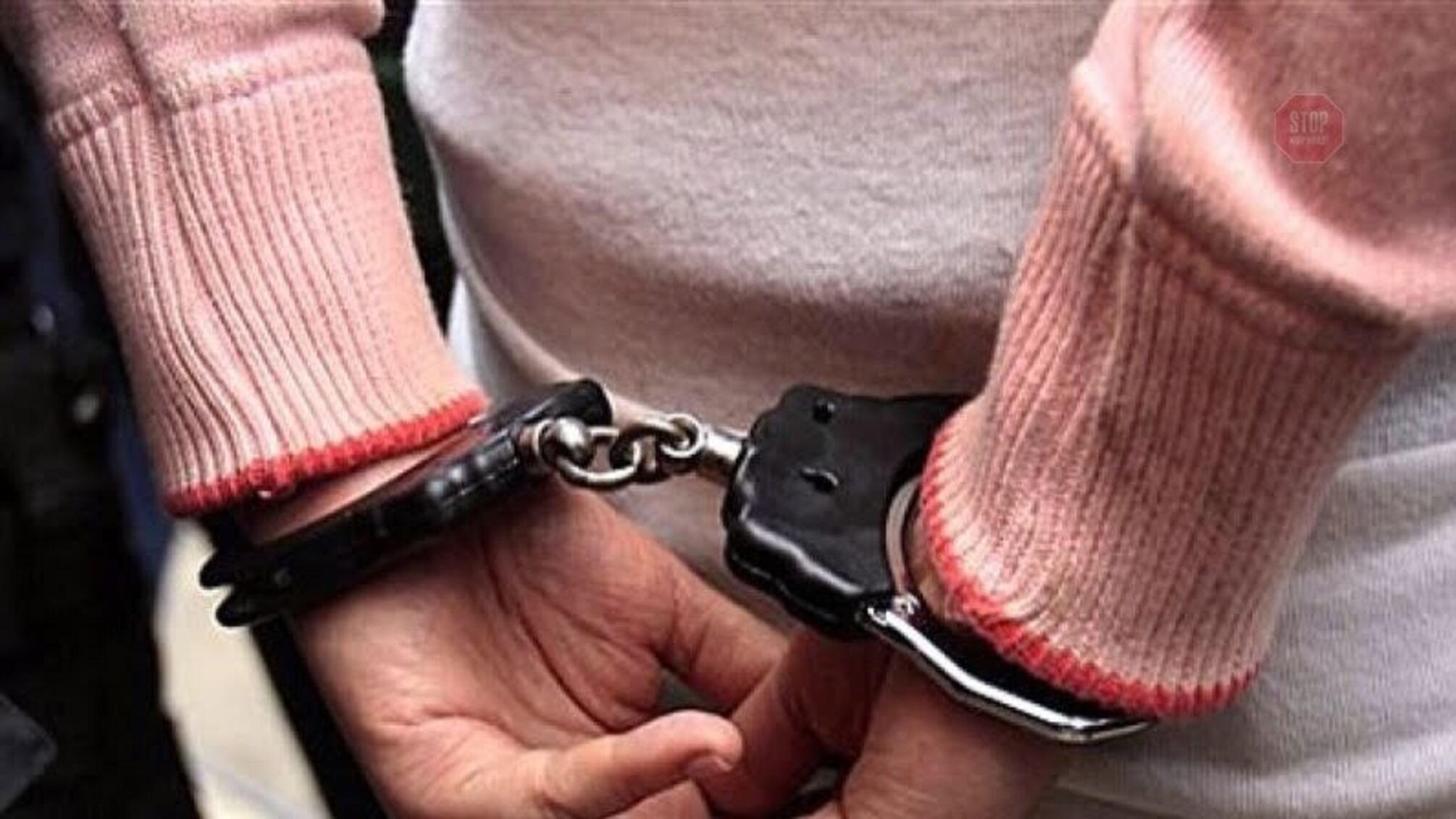 Подробиці вбивства водія в Маріуполі: зробив зауваження пішоходу-порушнику і дістав удар ножем