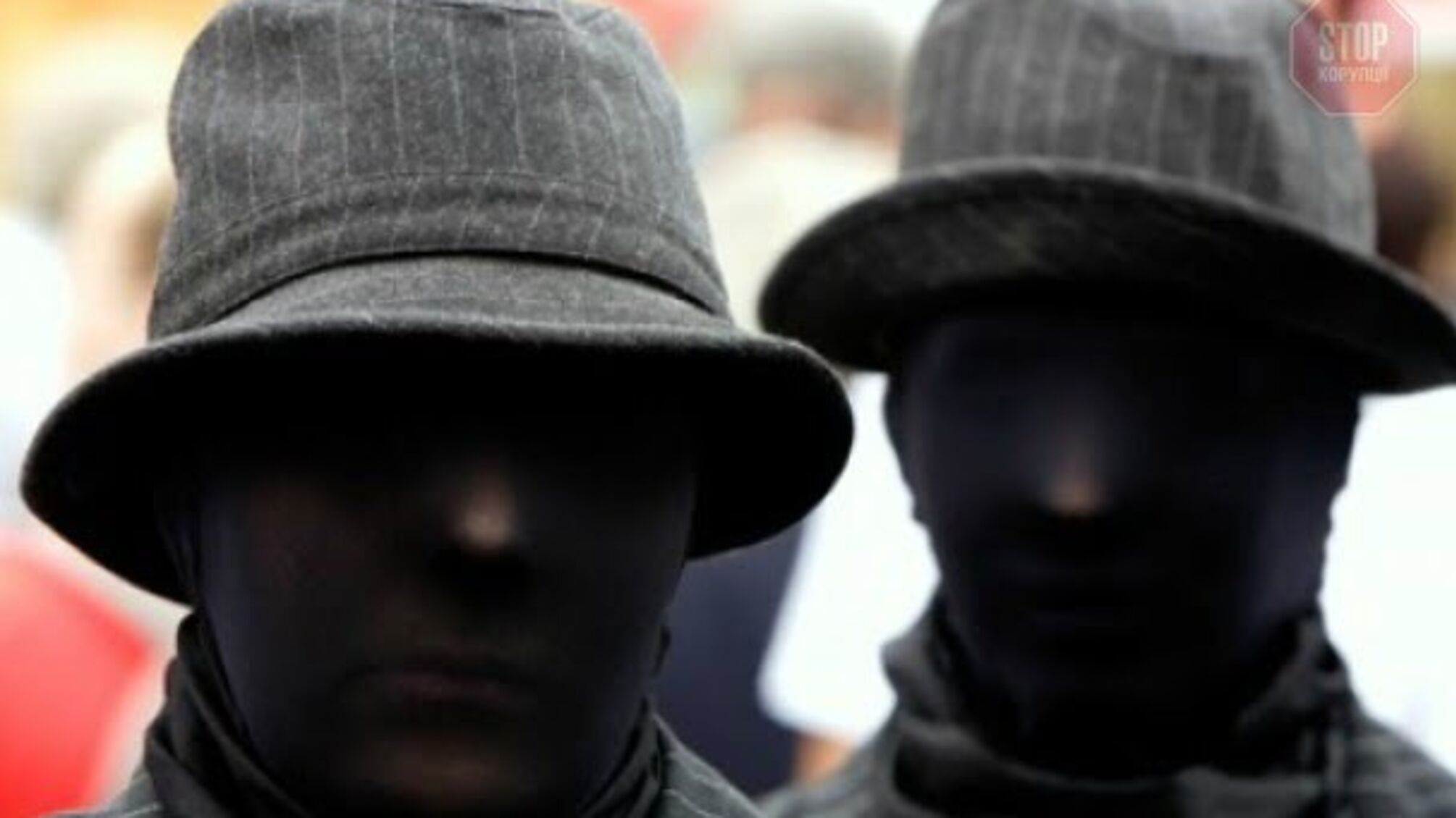 На Миколаївщині пограбували подружжя: поліція шукає зловмисників