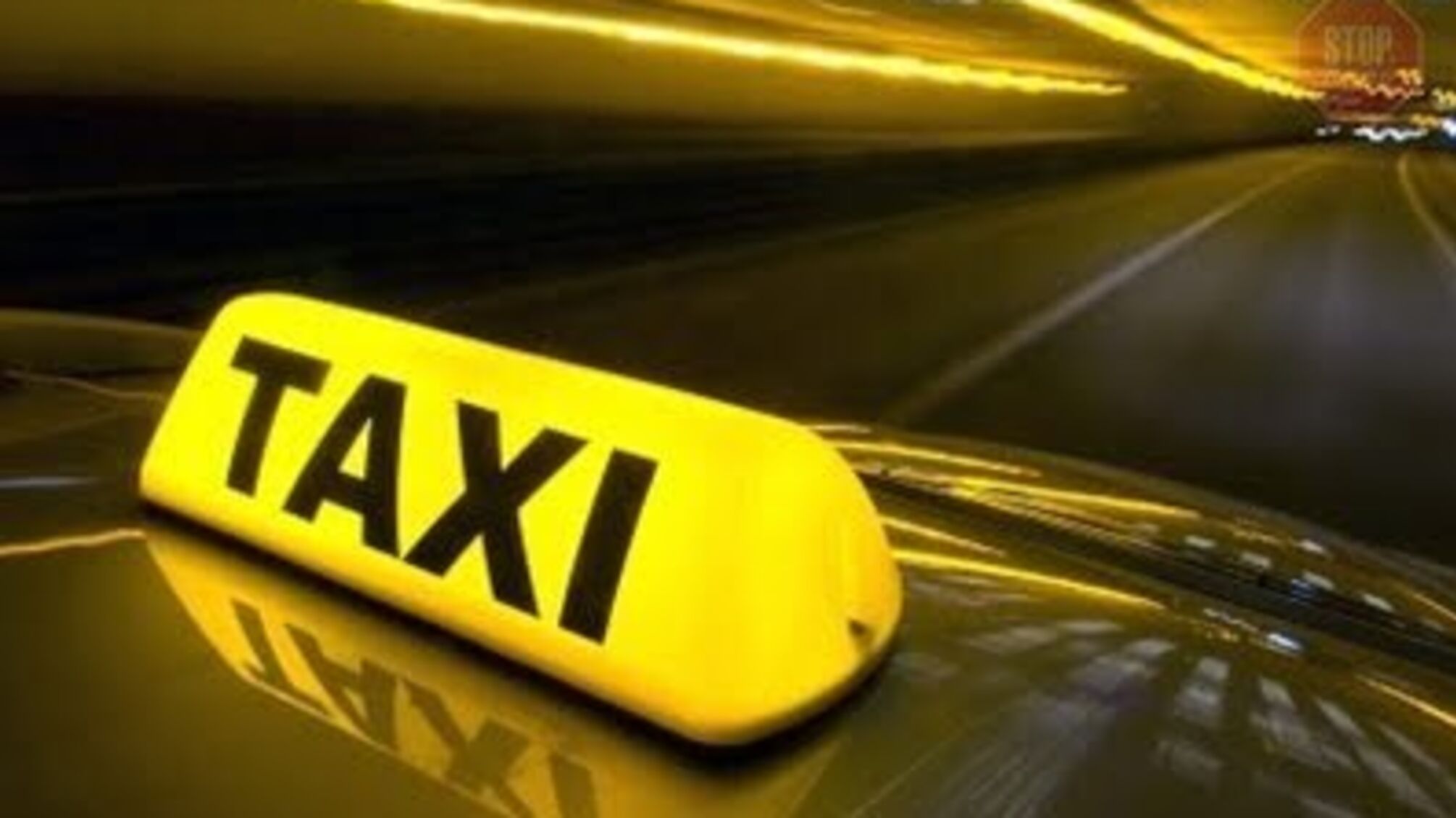 У Дніпрі перехожі в таксі знайшли мертвого чоловіка (фото)