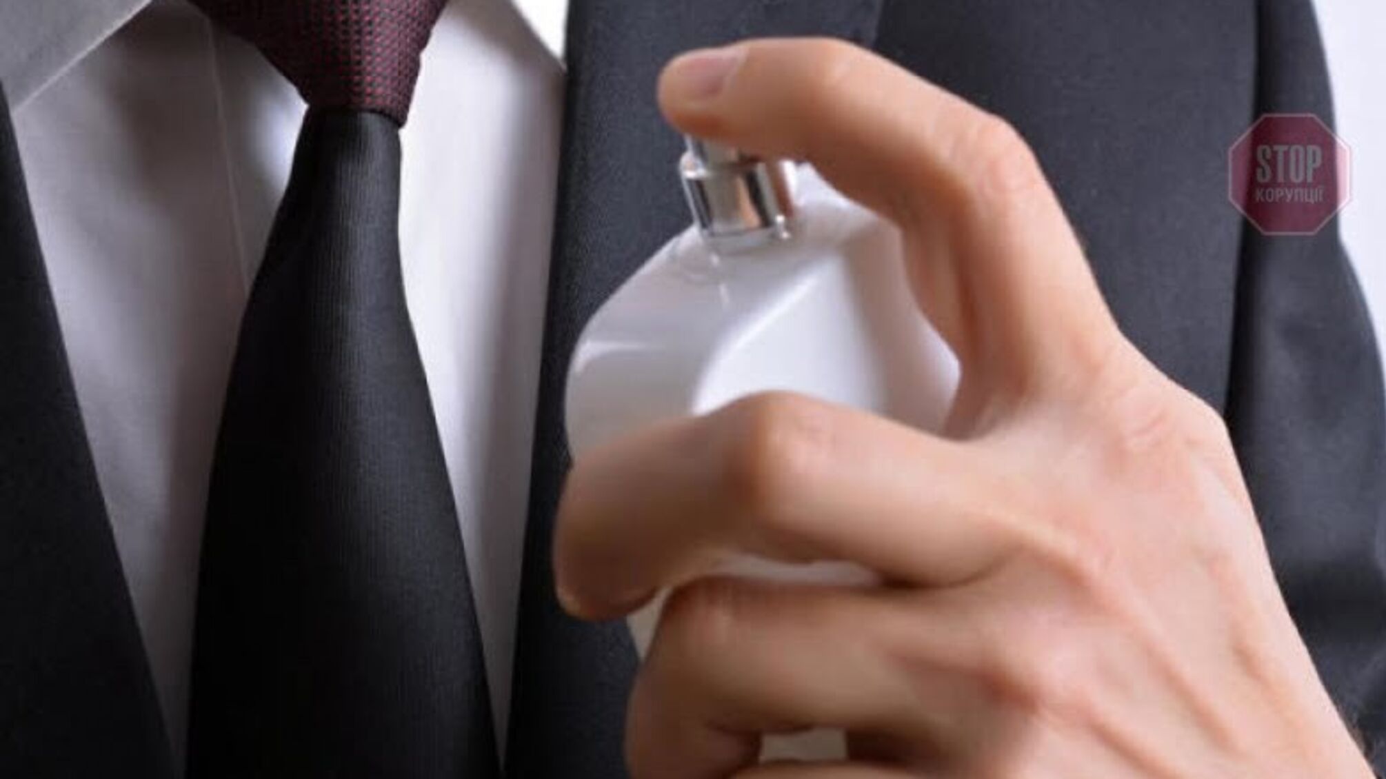 У Тернополі селянин вкрав дорогі парфуми